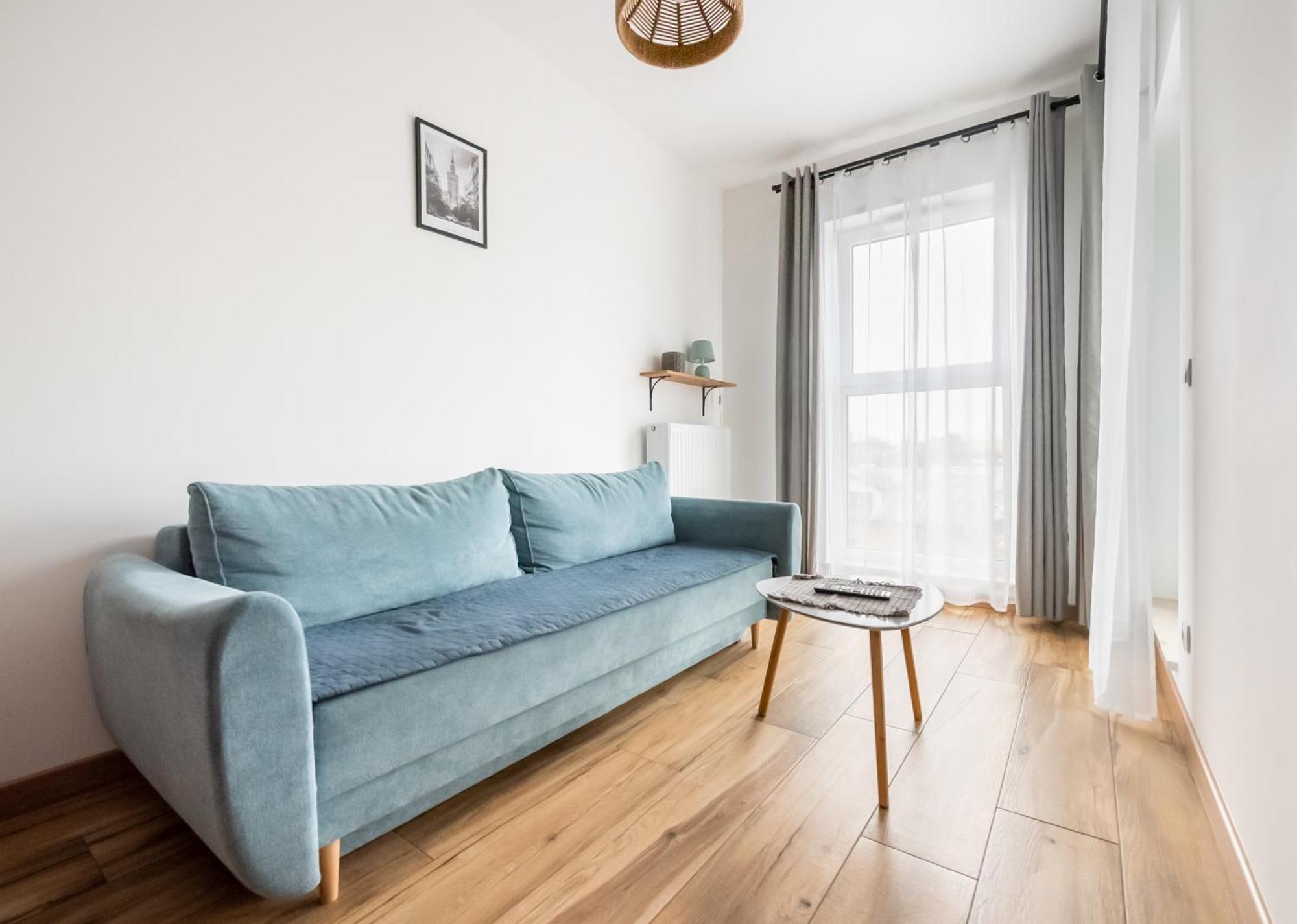 Apartment Wola Homely #106 *