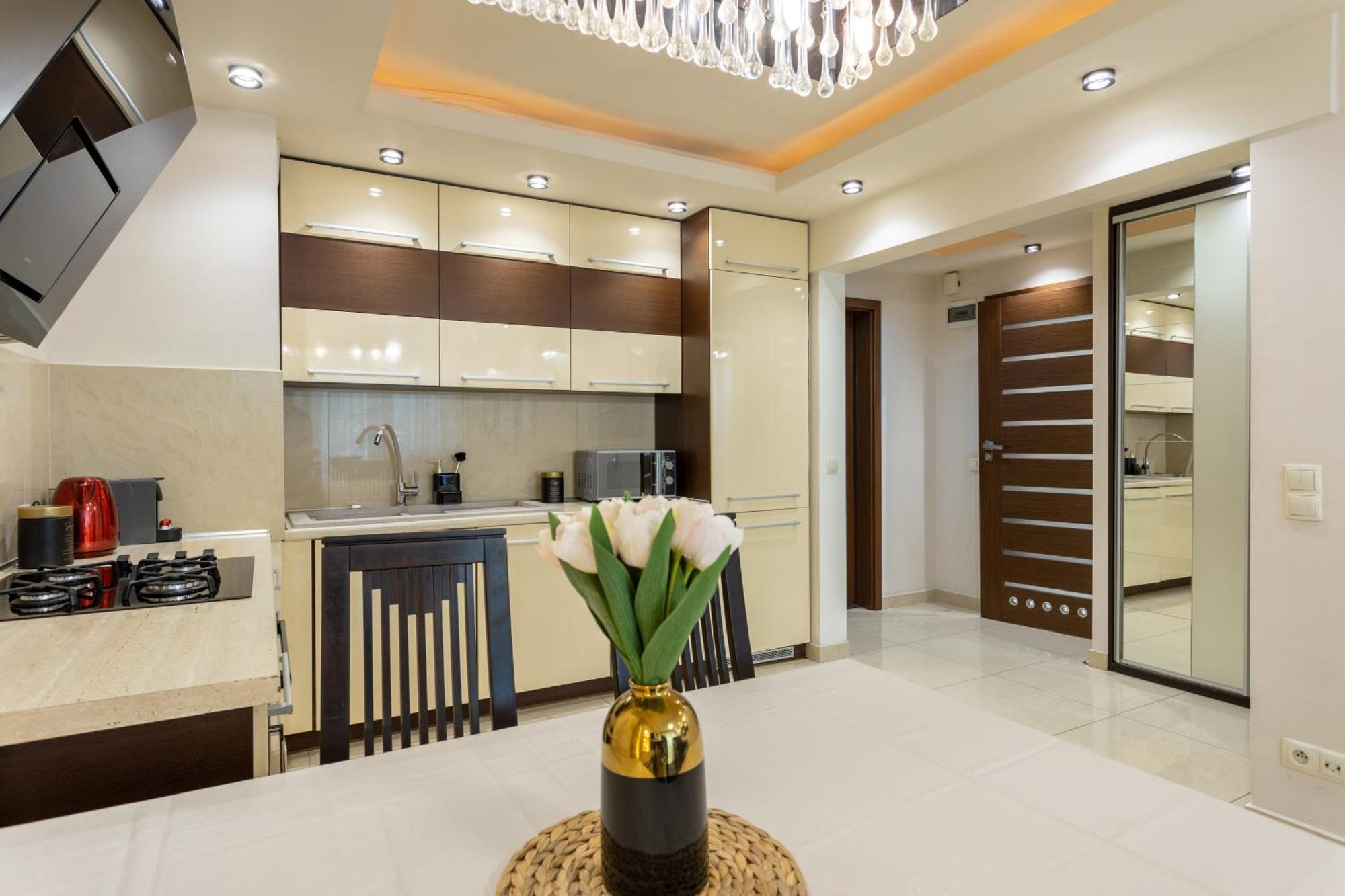 Apartamento - Great Location- Big And Charming - Grzybowska 5 Varsóvia