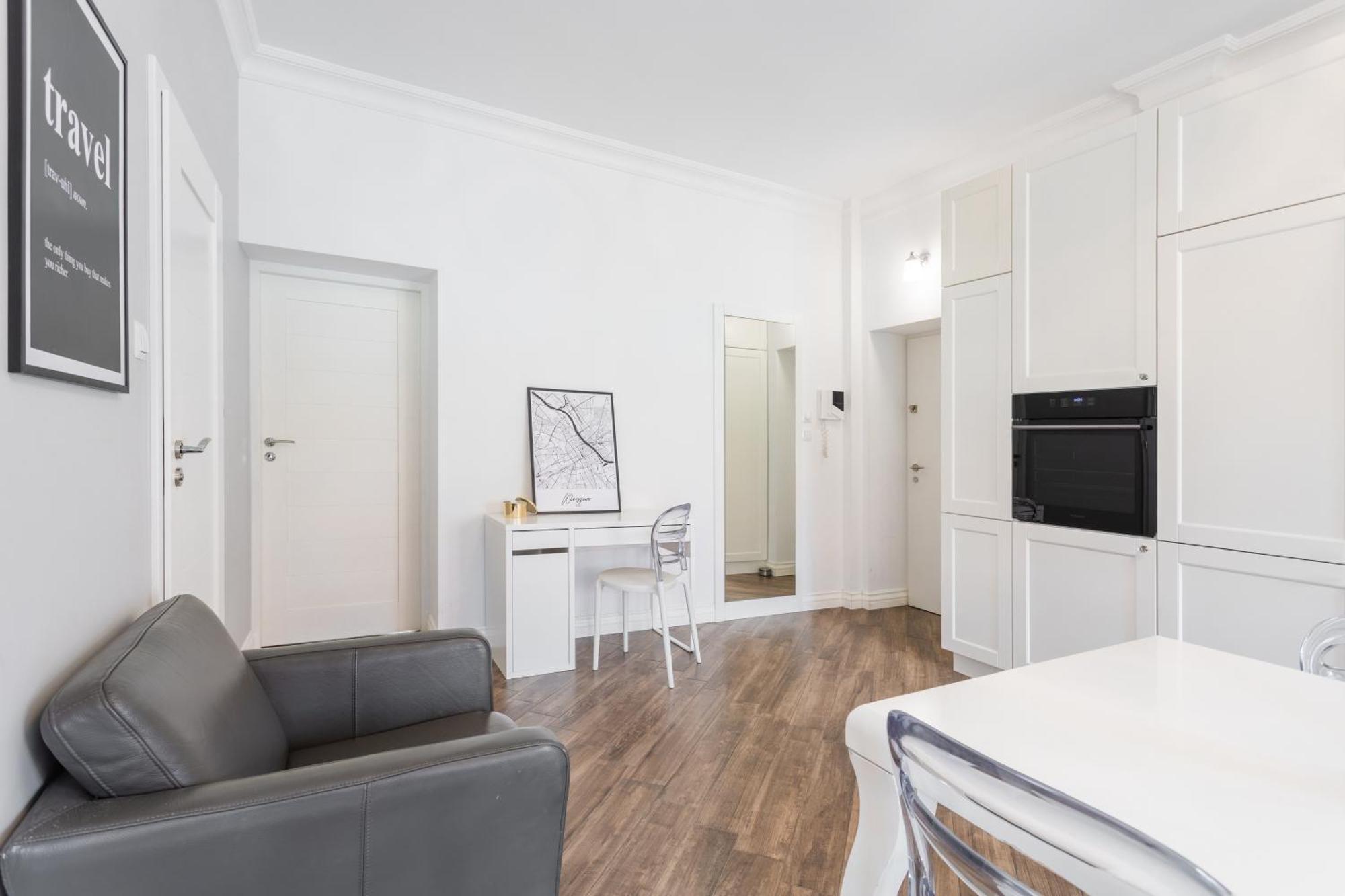 - Great Location-old Town - Podwale Apartment Warsaw