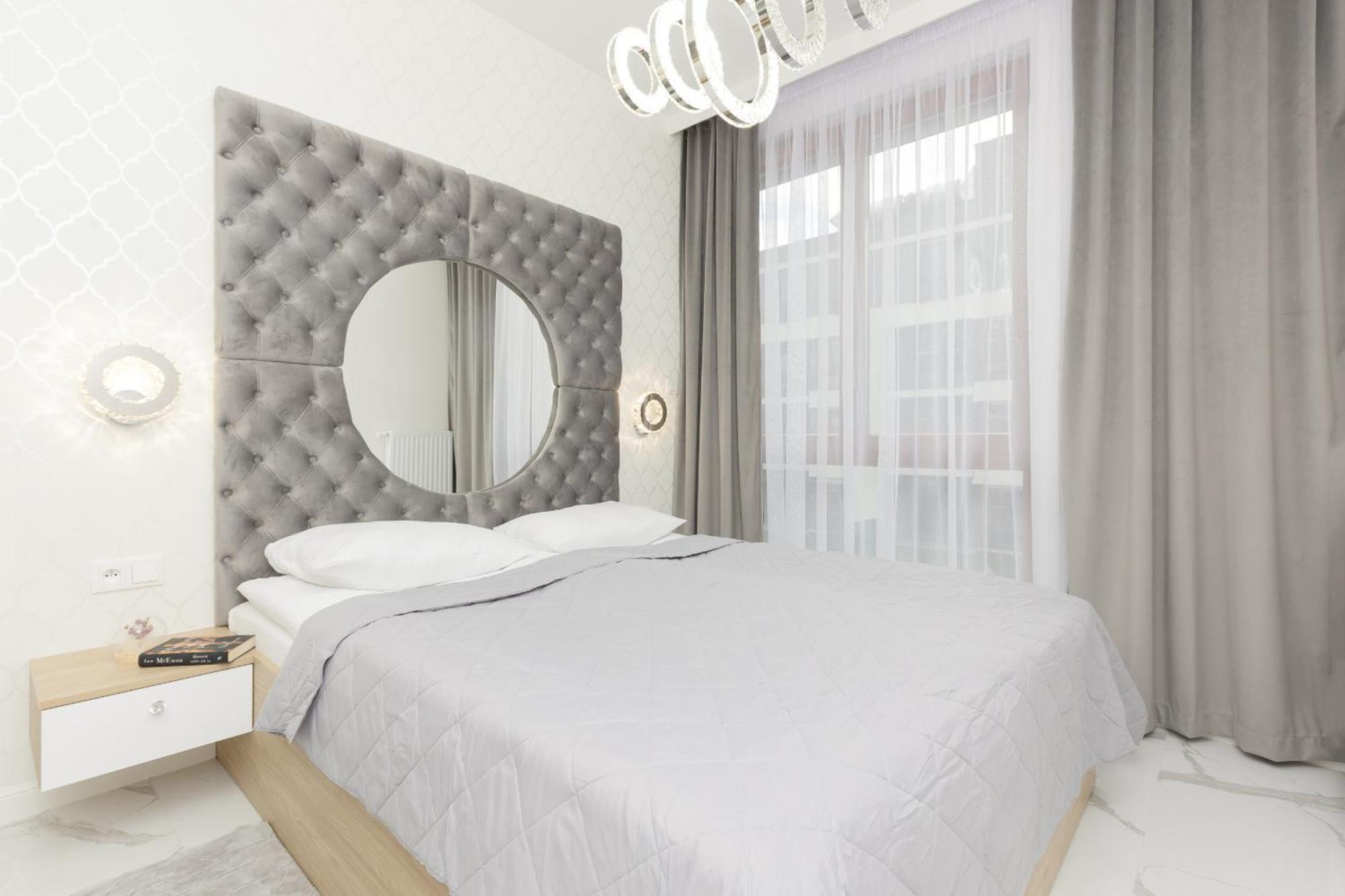 Apartment Wilanow Holzera Elegant With Sauna, Gym & Parking By Renters *