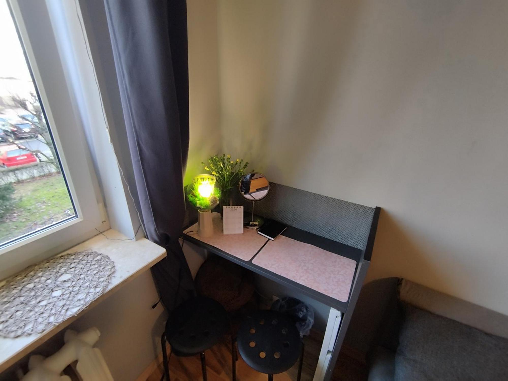 Homestay Niewielki Dla Jednej Osoby Lub Pary. Warsaw