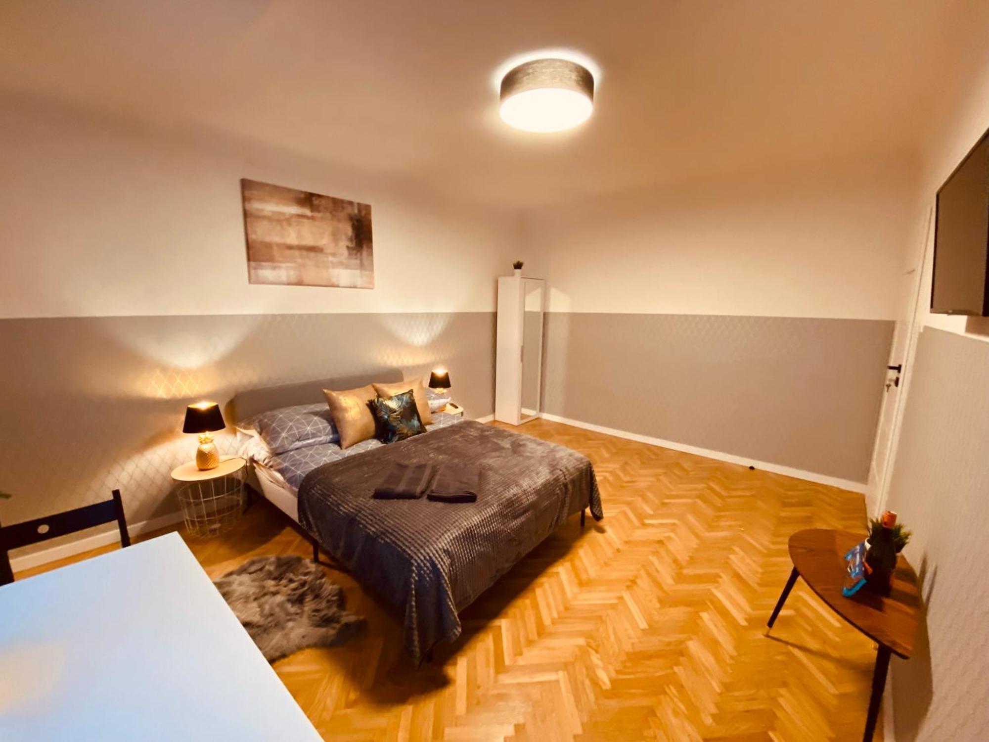 Clicktheflat Karmelicka *