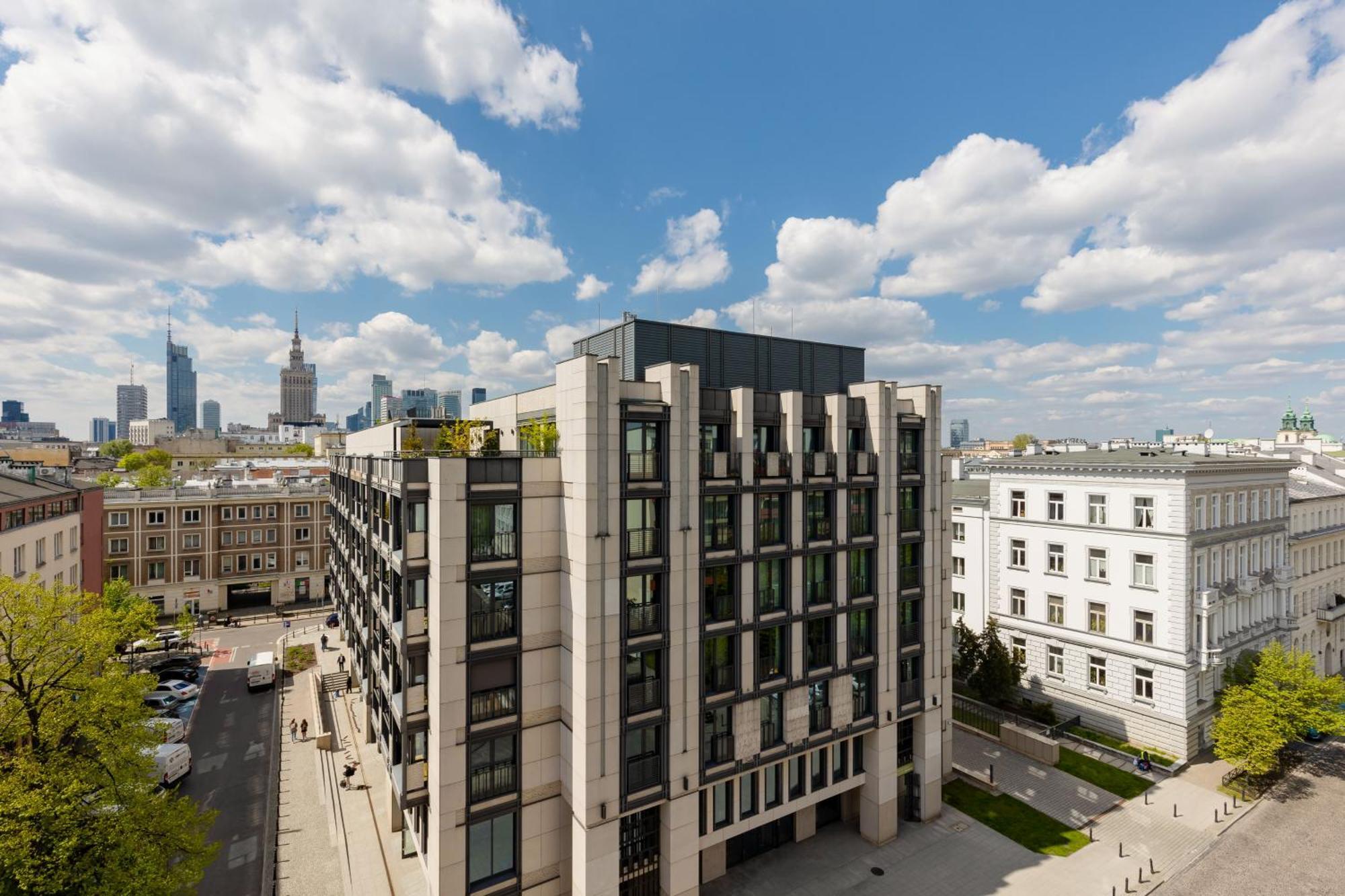 Panorama Spacious By Renters Prestige Apartment