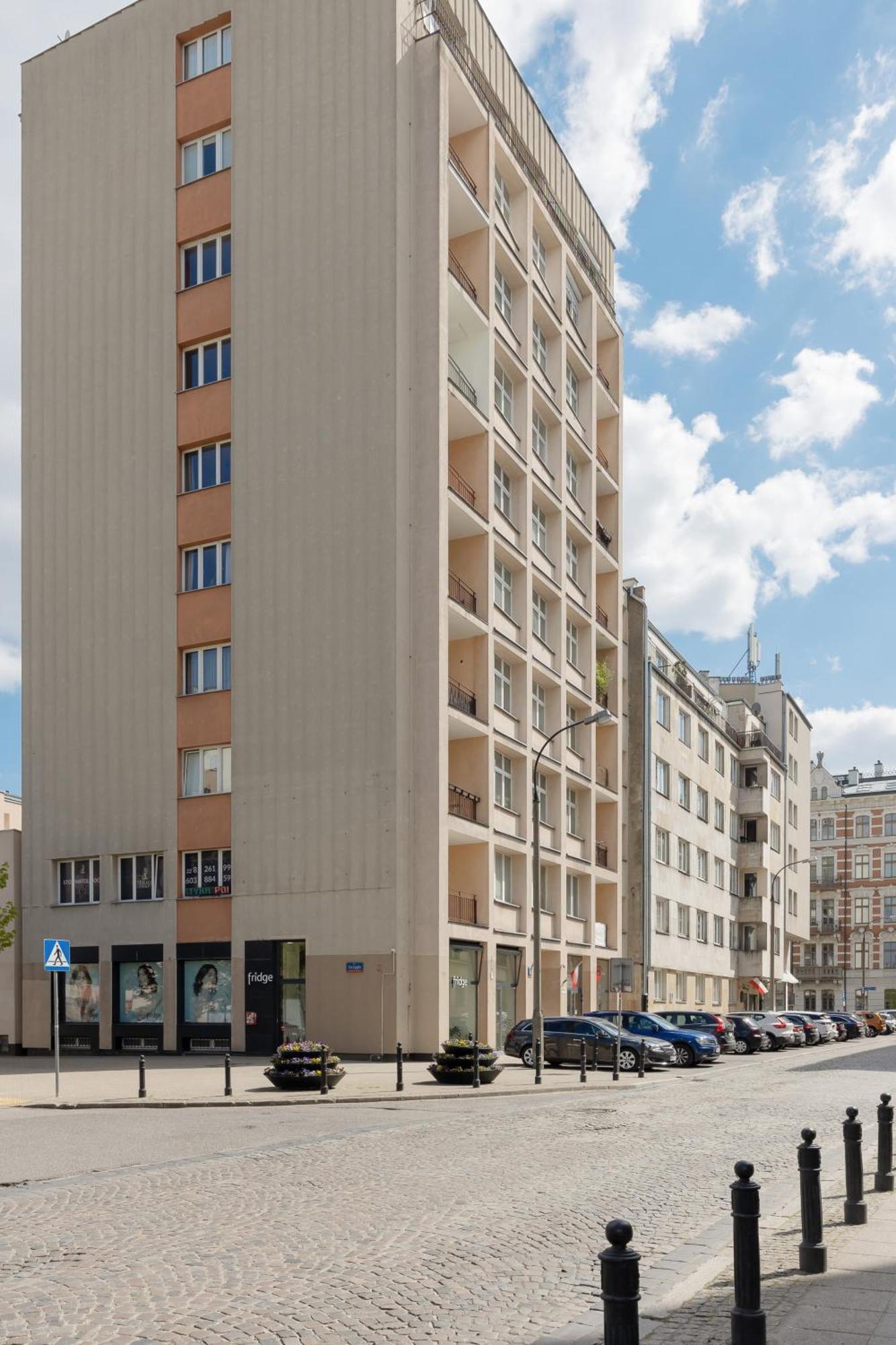 Apartment Panorama Spacious By Renters Prestige