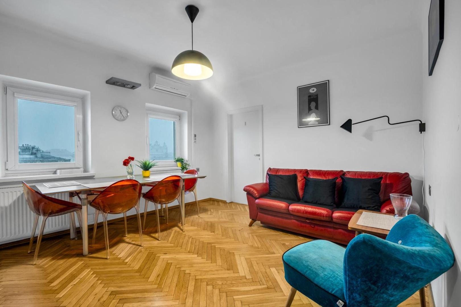 Metro Politechnika 3-bedroom