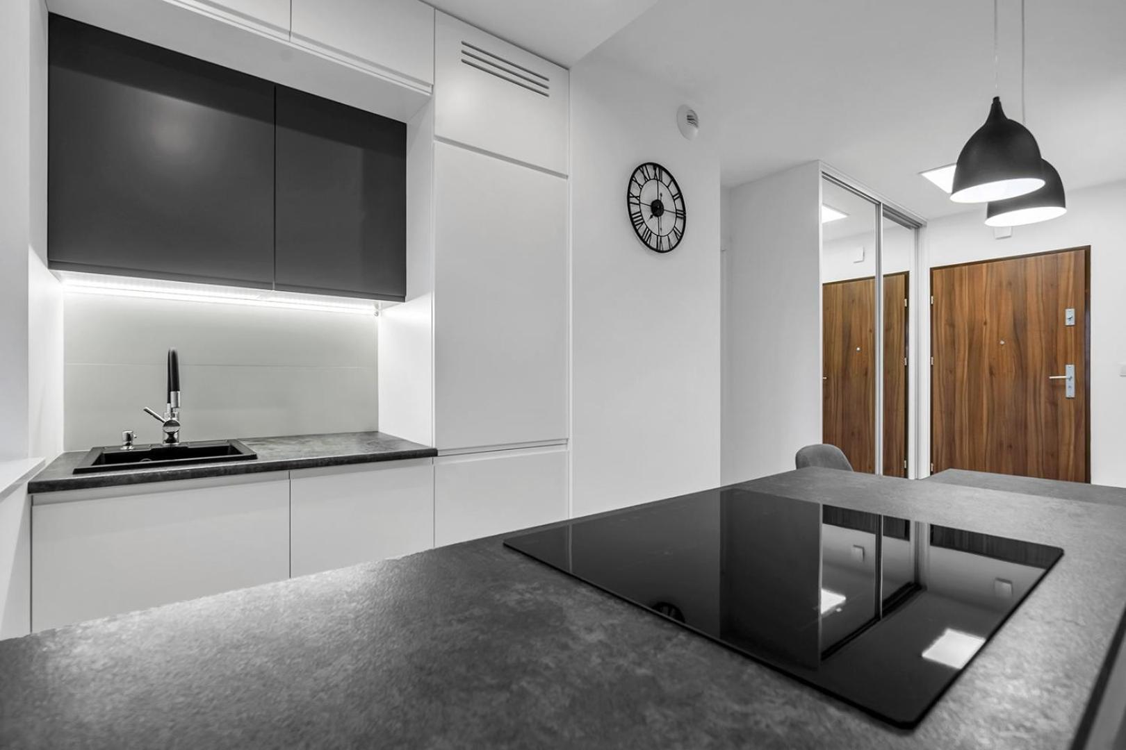12th Floor Wola Modern *