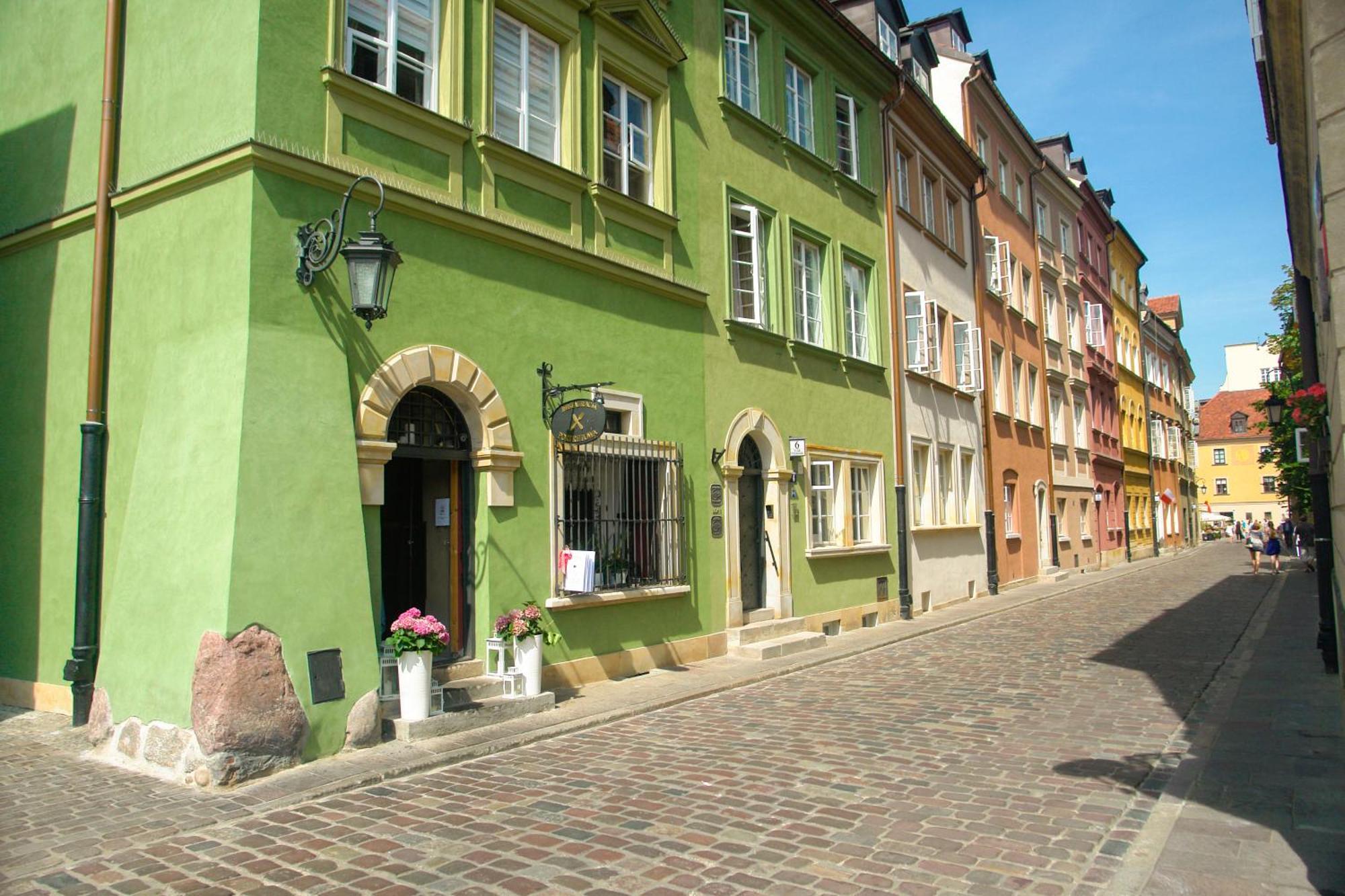In The Old Town Apartment *