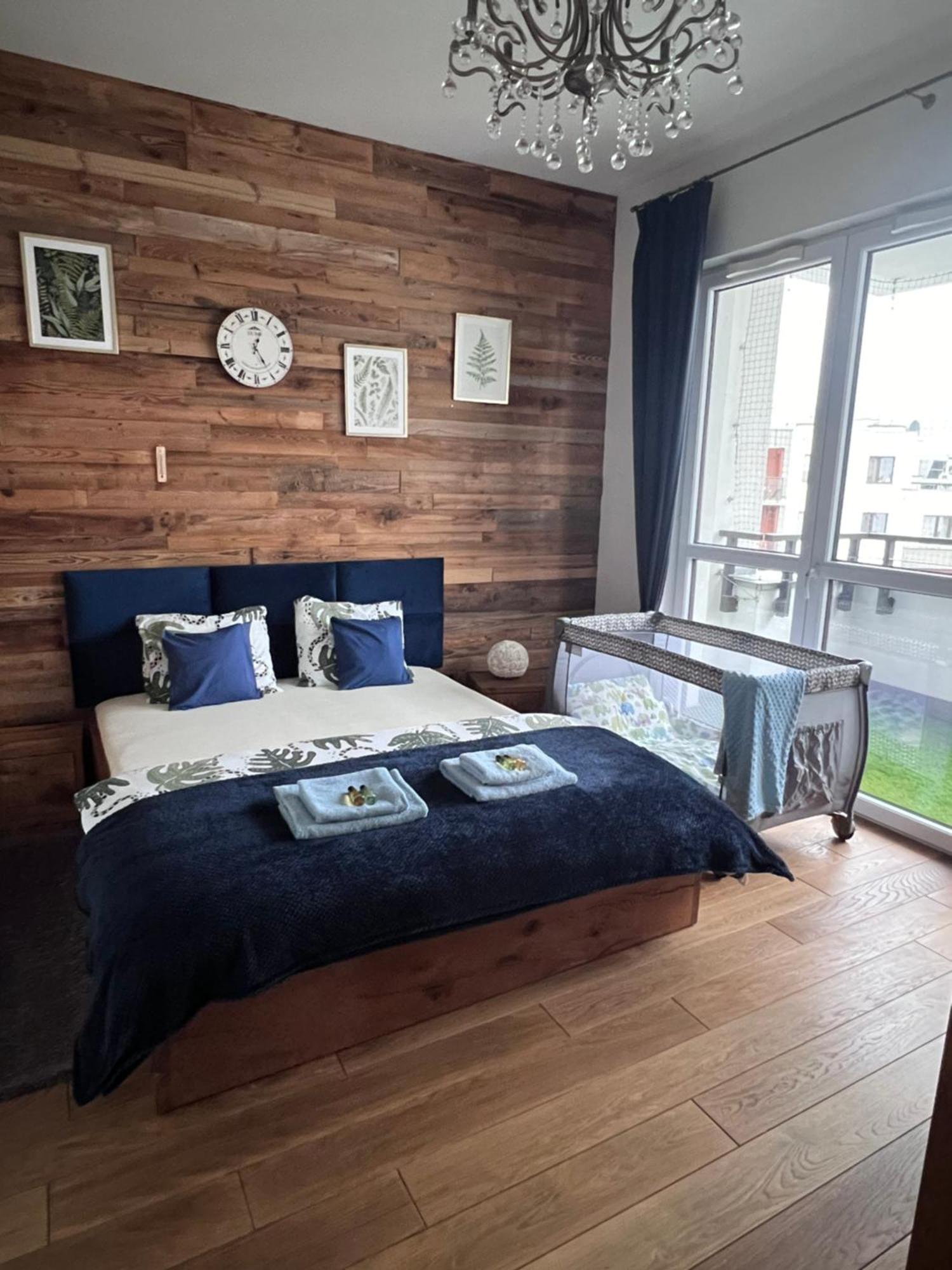 Lake Park Apartament With Free Parking Airport Netflix *