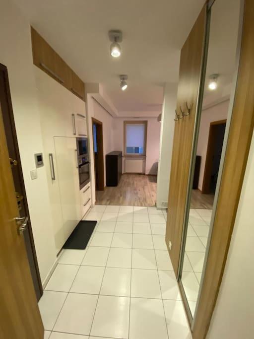 Căn hộ Spacious Apartment, Metro Gdansk, Zoliborz
