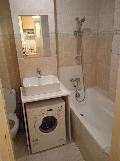 Căn hộ Apartament Mieszkanie Kawalerka Centrum Twarda