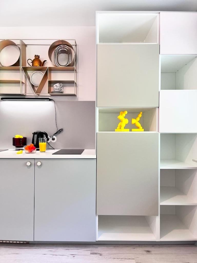 Cozy At Park Near City-center +netflix +wifi Apartamento