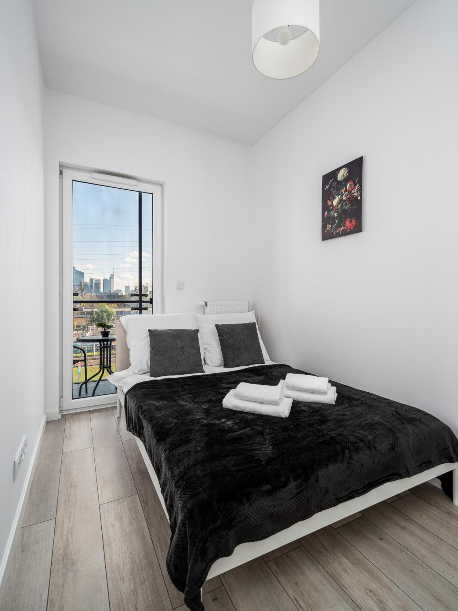 Apart D&k Free Parking Aleja Prymasa Tysiaclecia 83a Apartment Warsaw