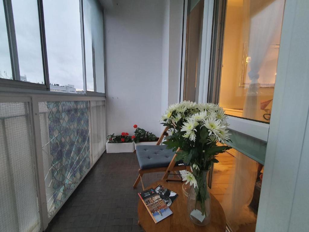 Center * Warsaw