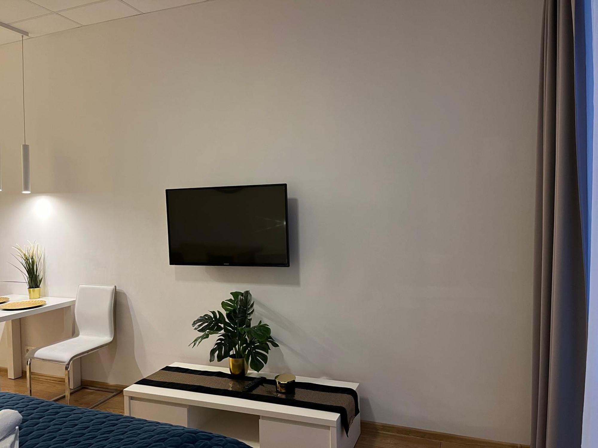 Aleje Jerozolimskie 216 By Perfect * Warszawa