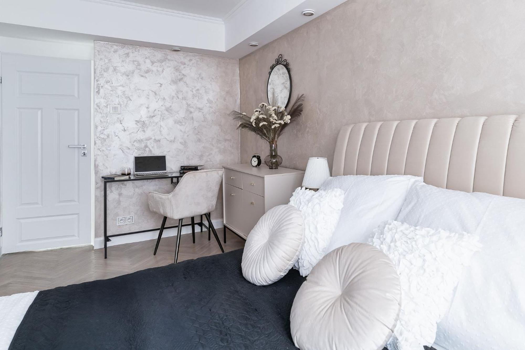 Căn hộ Gold Premium 2 *