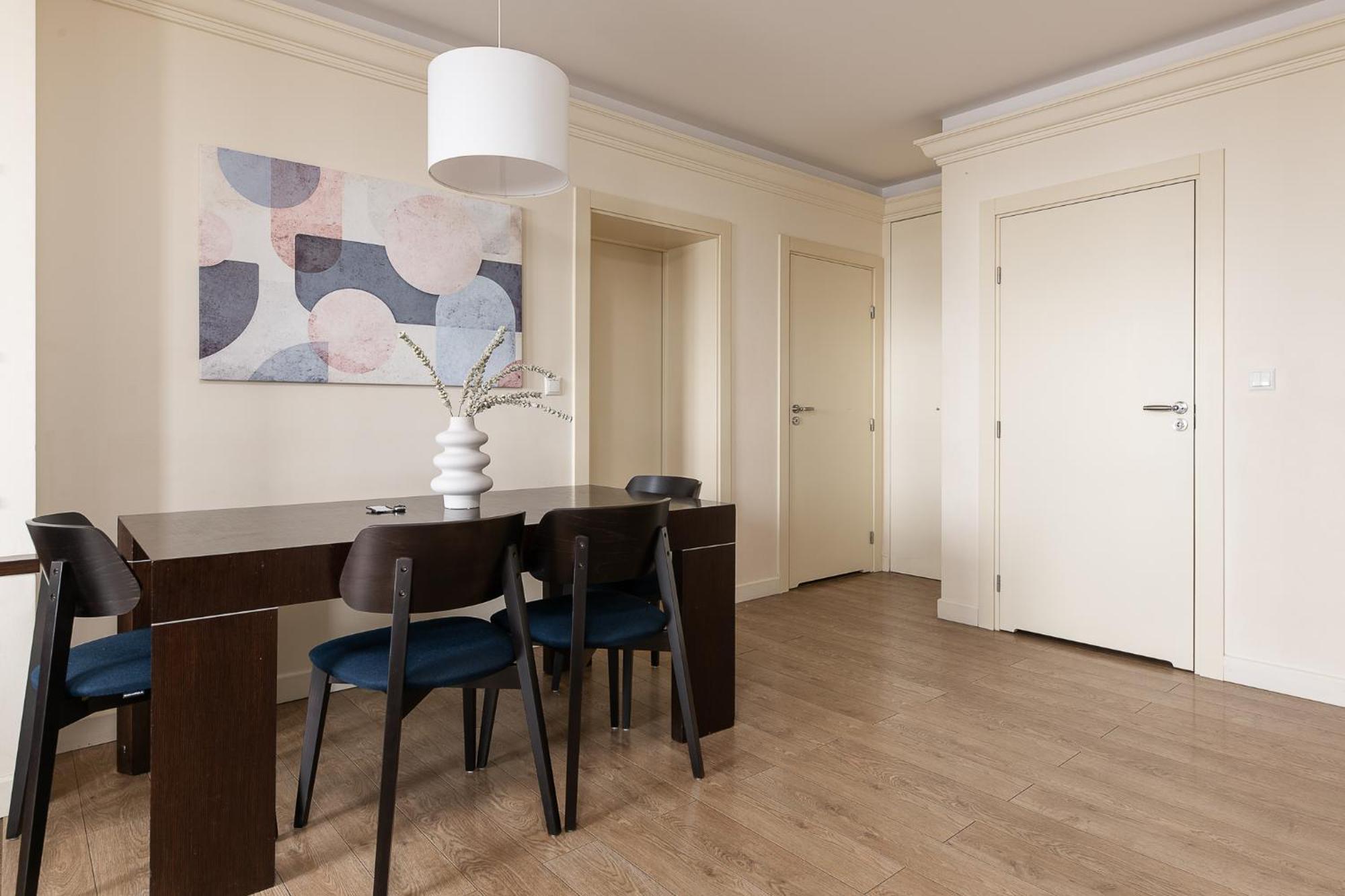 Concierge Metro Wilanowska Gym & Pool Apartment Warsaw