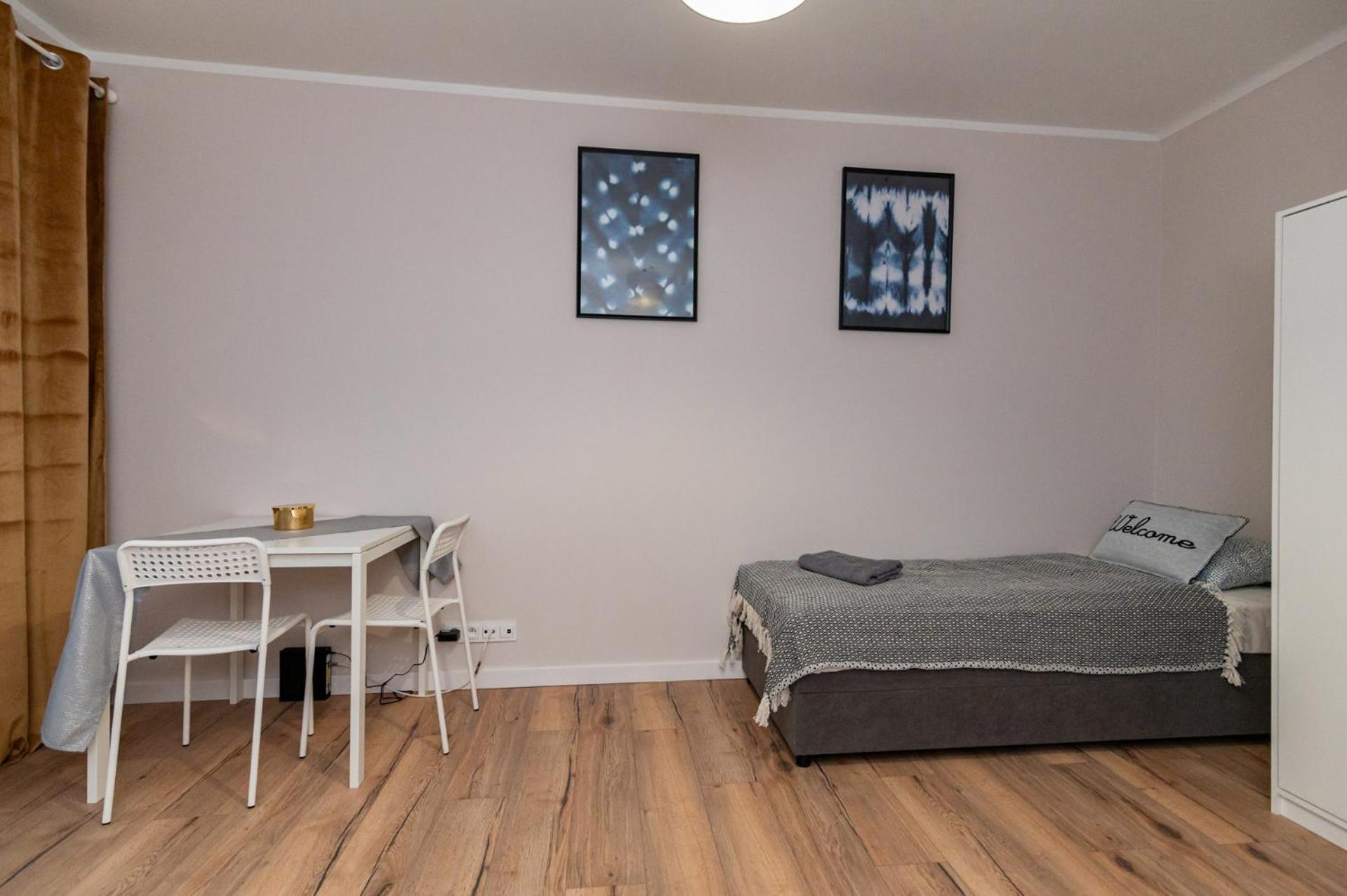 Apartment Regem Wola *