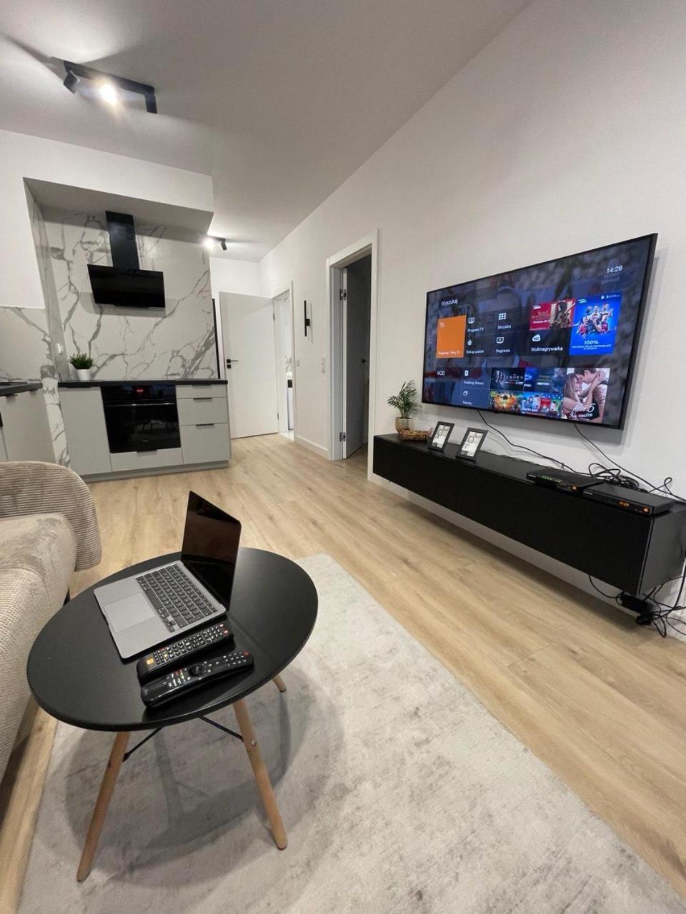 Apartment Airport