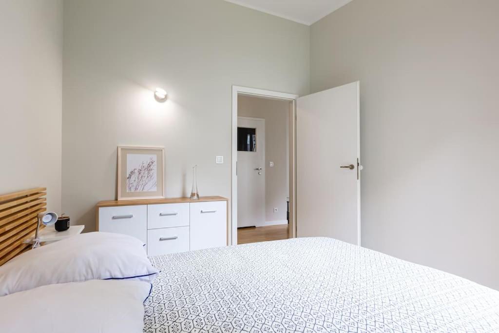 Bright And Cozy Near Park, With A Huge Terrace. Apartamento *