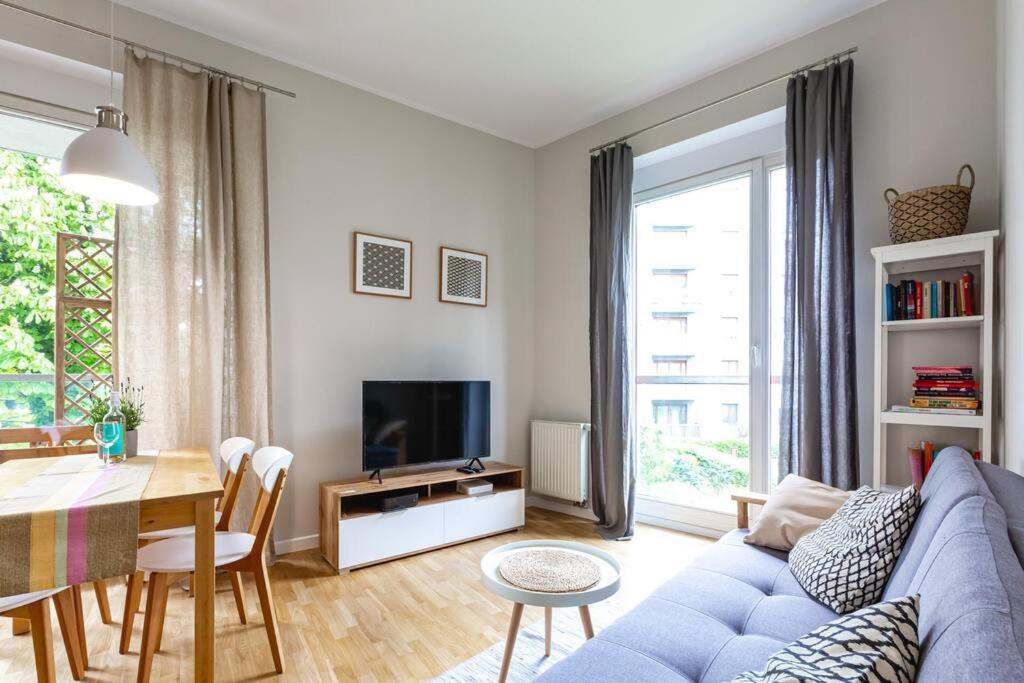 Bright And Cozy Near Park, With A Huge Terrace. * Varsóvia