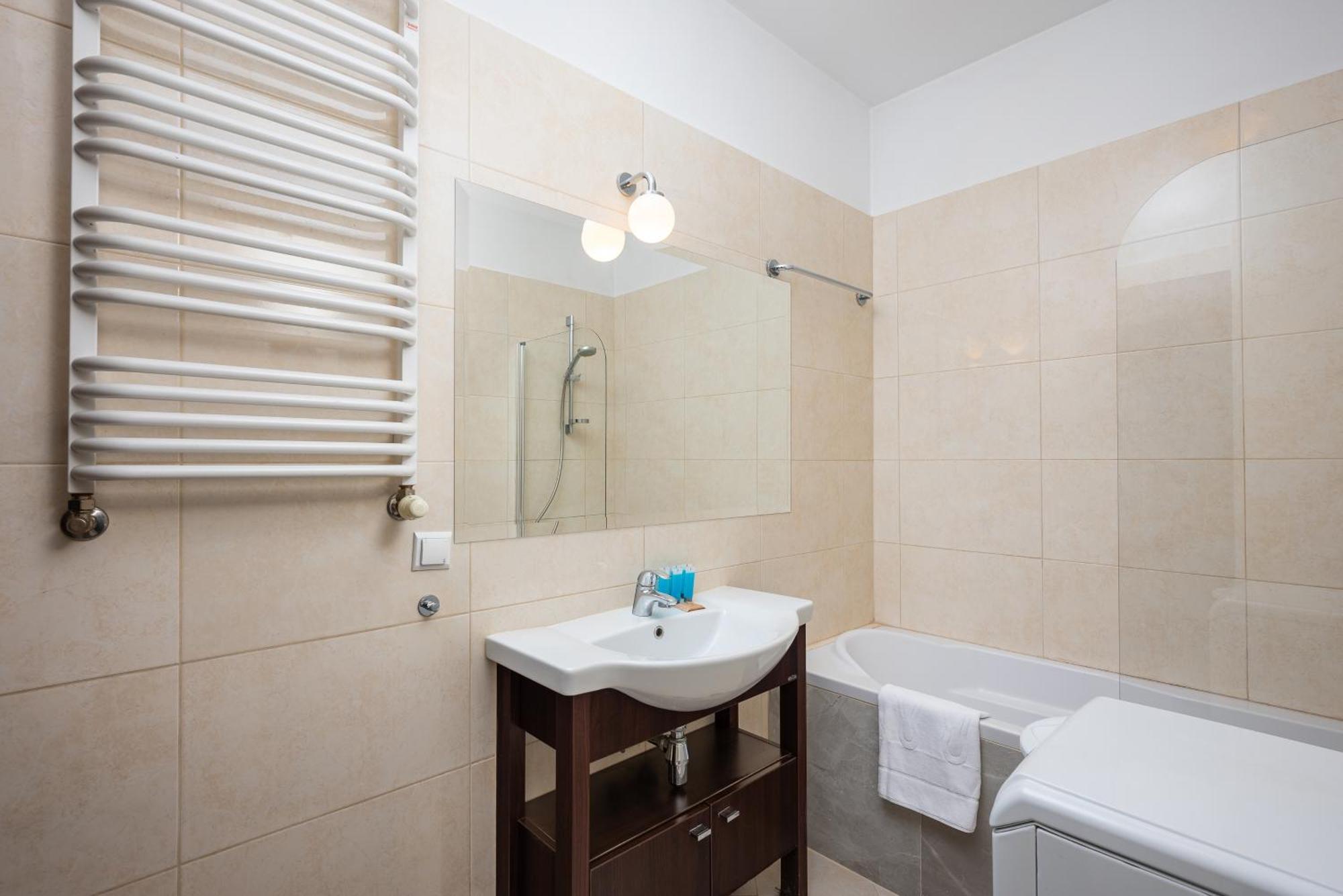 Wola Cosy Apartment Warsaw