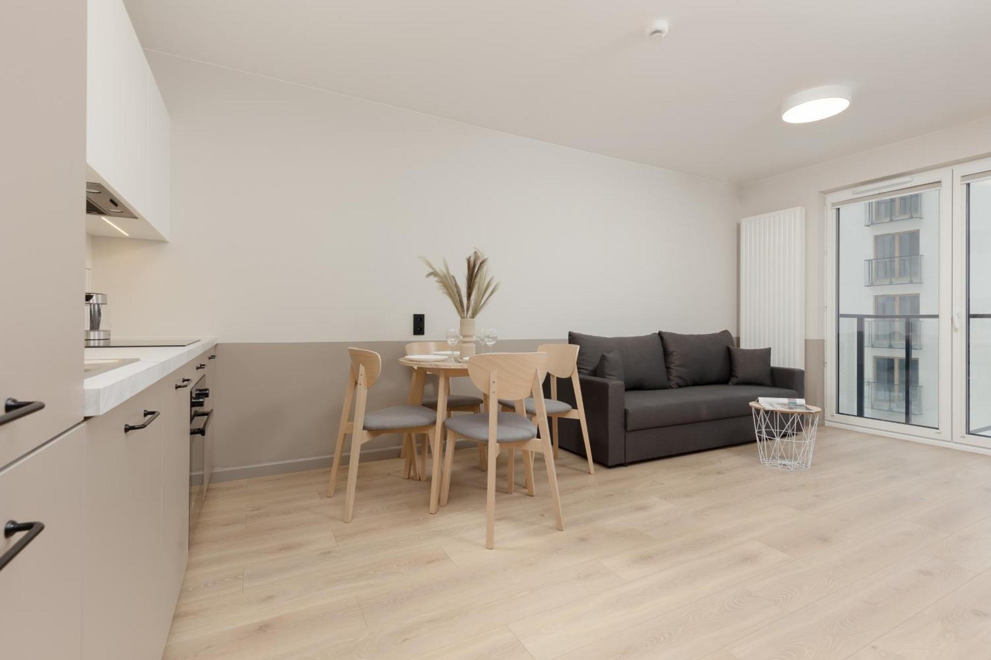 Mokotow Business Center By Renters Apartament