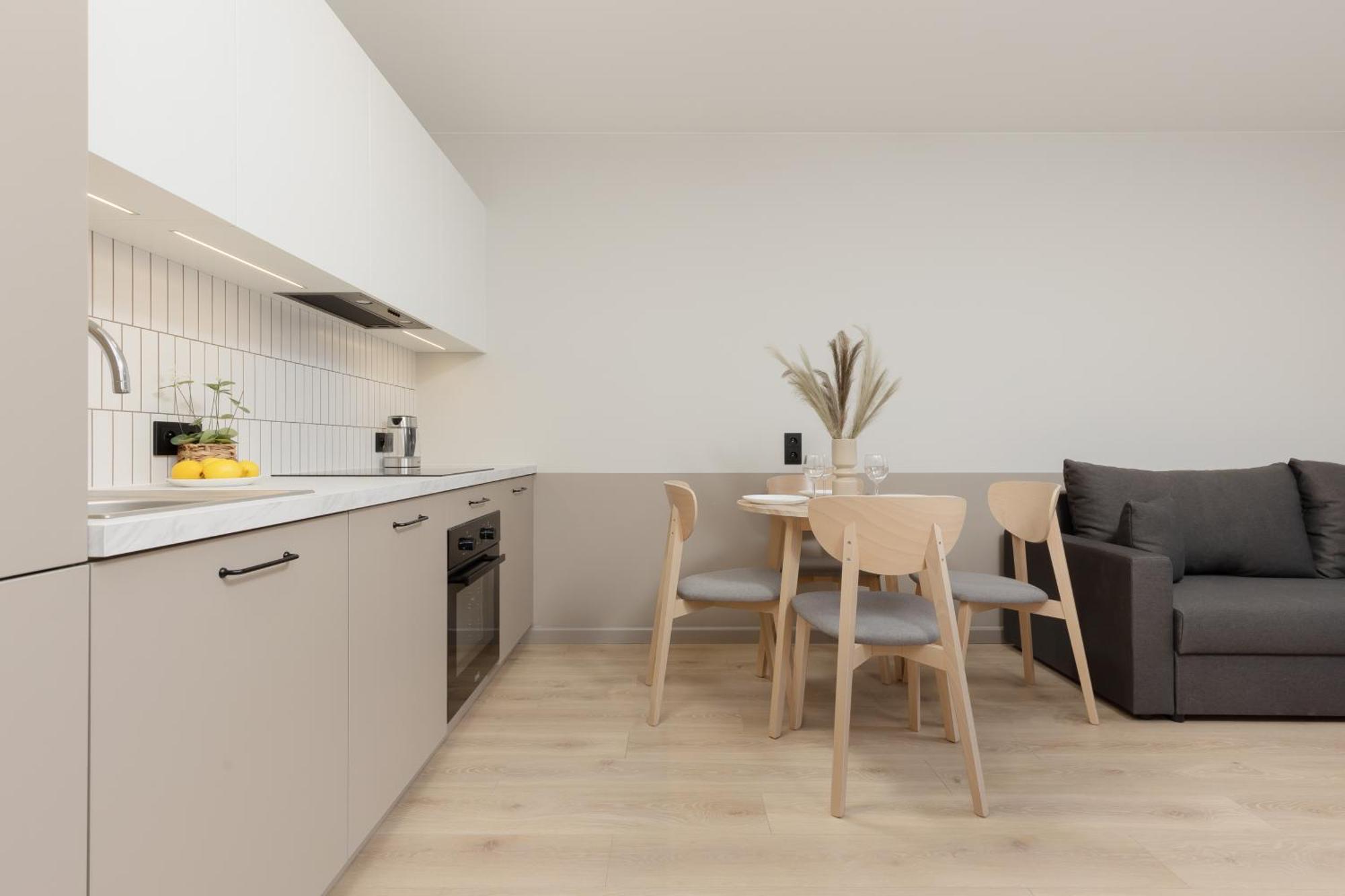 Mokotow Business Center By Renters * Warszawa