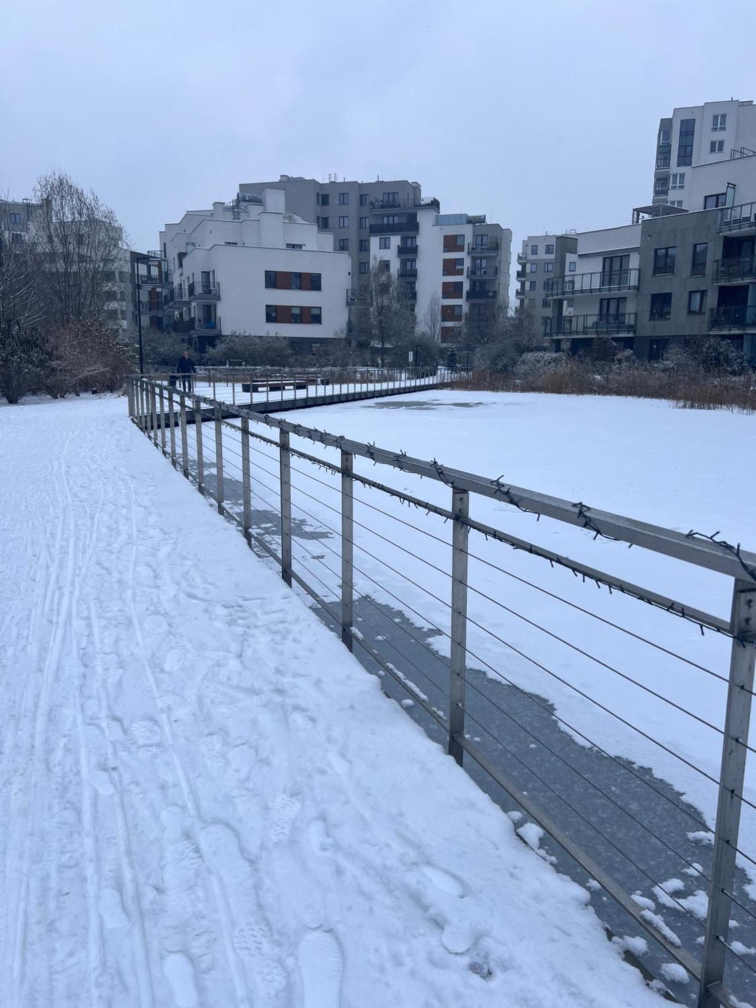 Lake Park Apartament With Free Parking Airport Netflix Apartment Warsaw