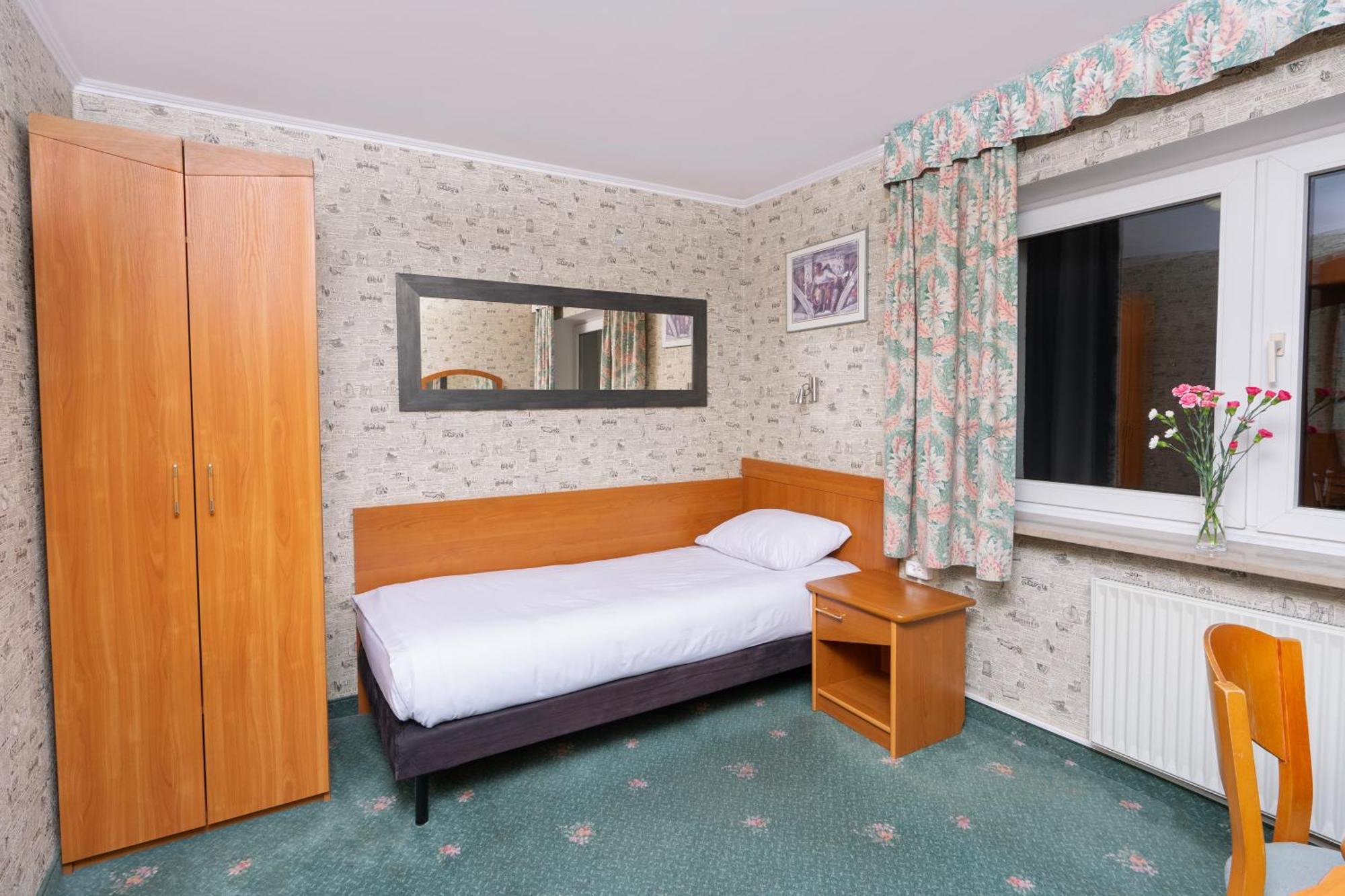Victory Hotel 4*