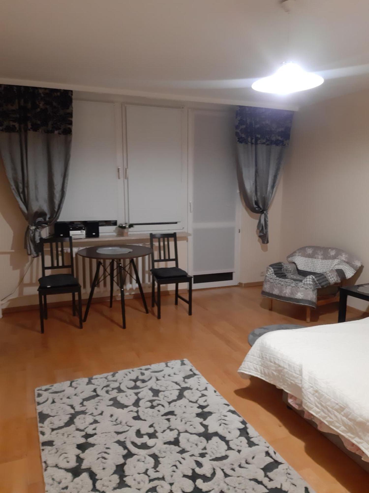 Apartment U Dony Wifi Free Warsaw