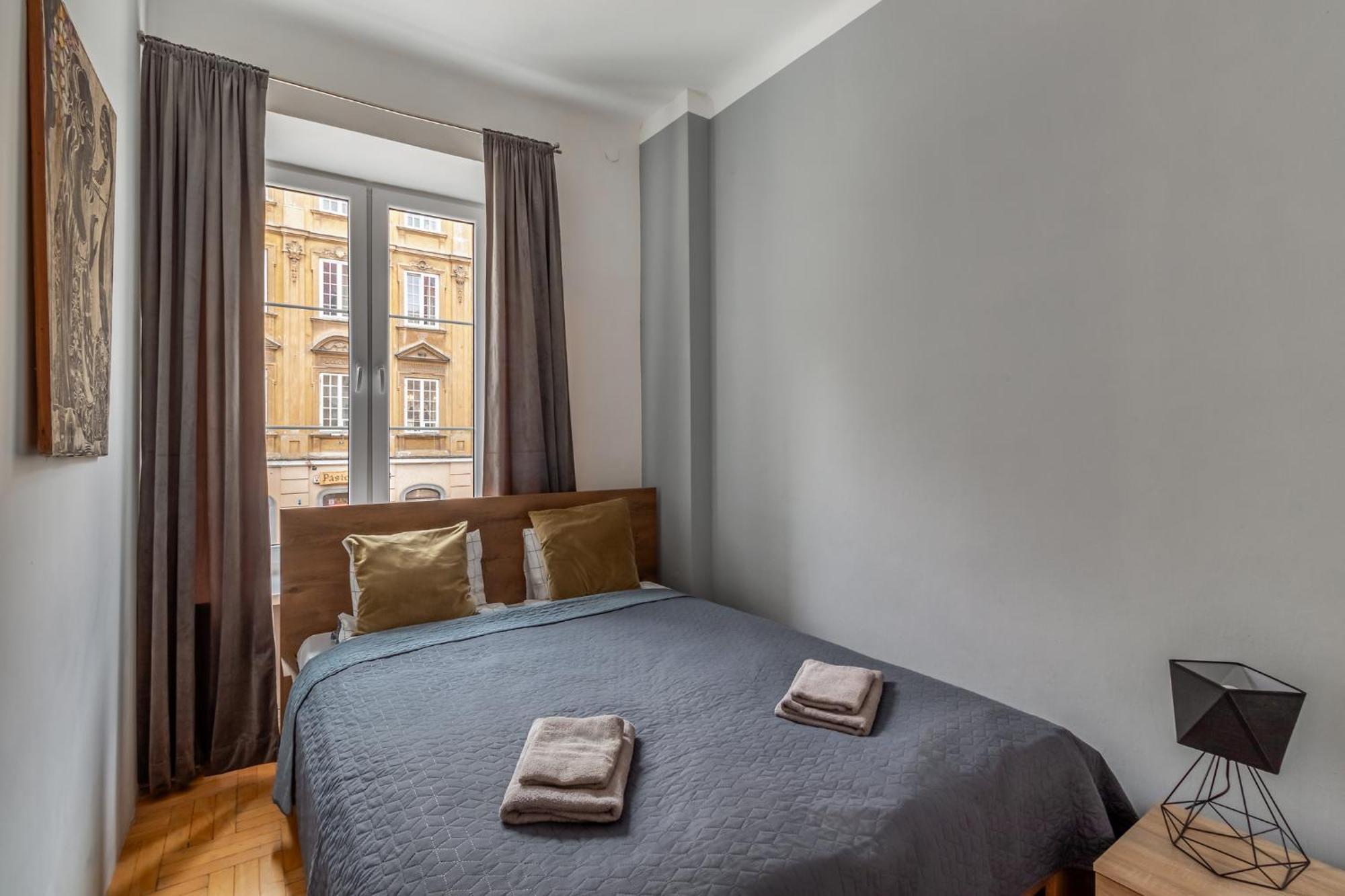 Golden - Huge Comfortable 4 Bedrooms - Old Town - Freta Apartment *