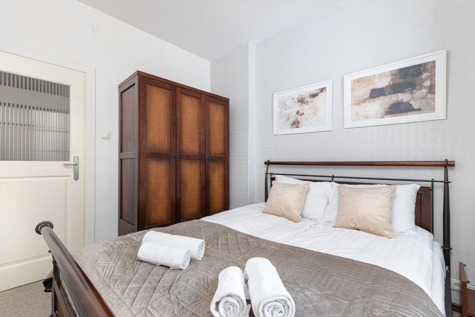 Fashioned Rycerska By Renters Apartment