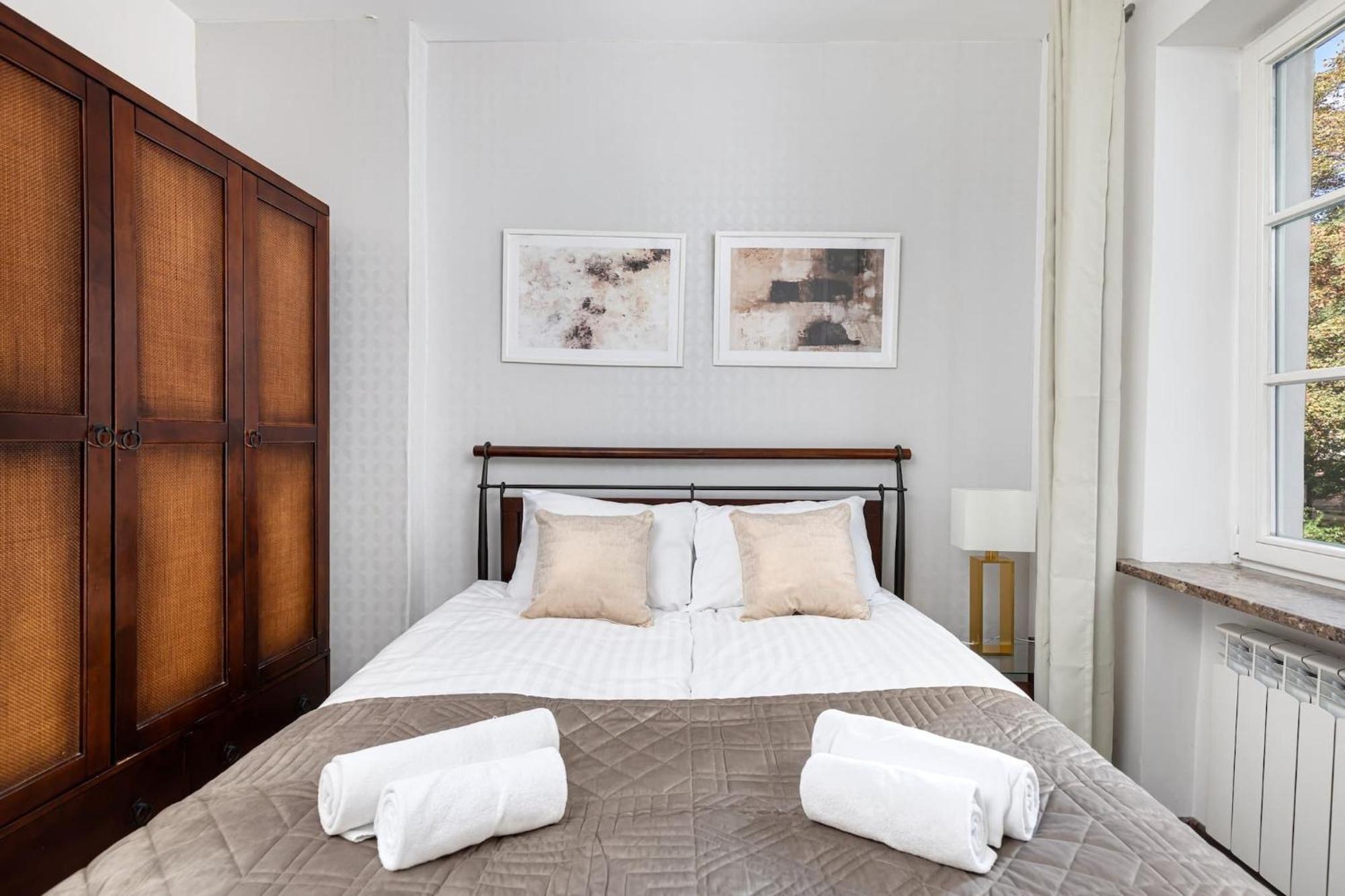 Apartment Fashioned Rycerska By Renters