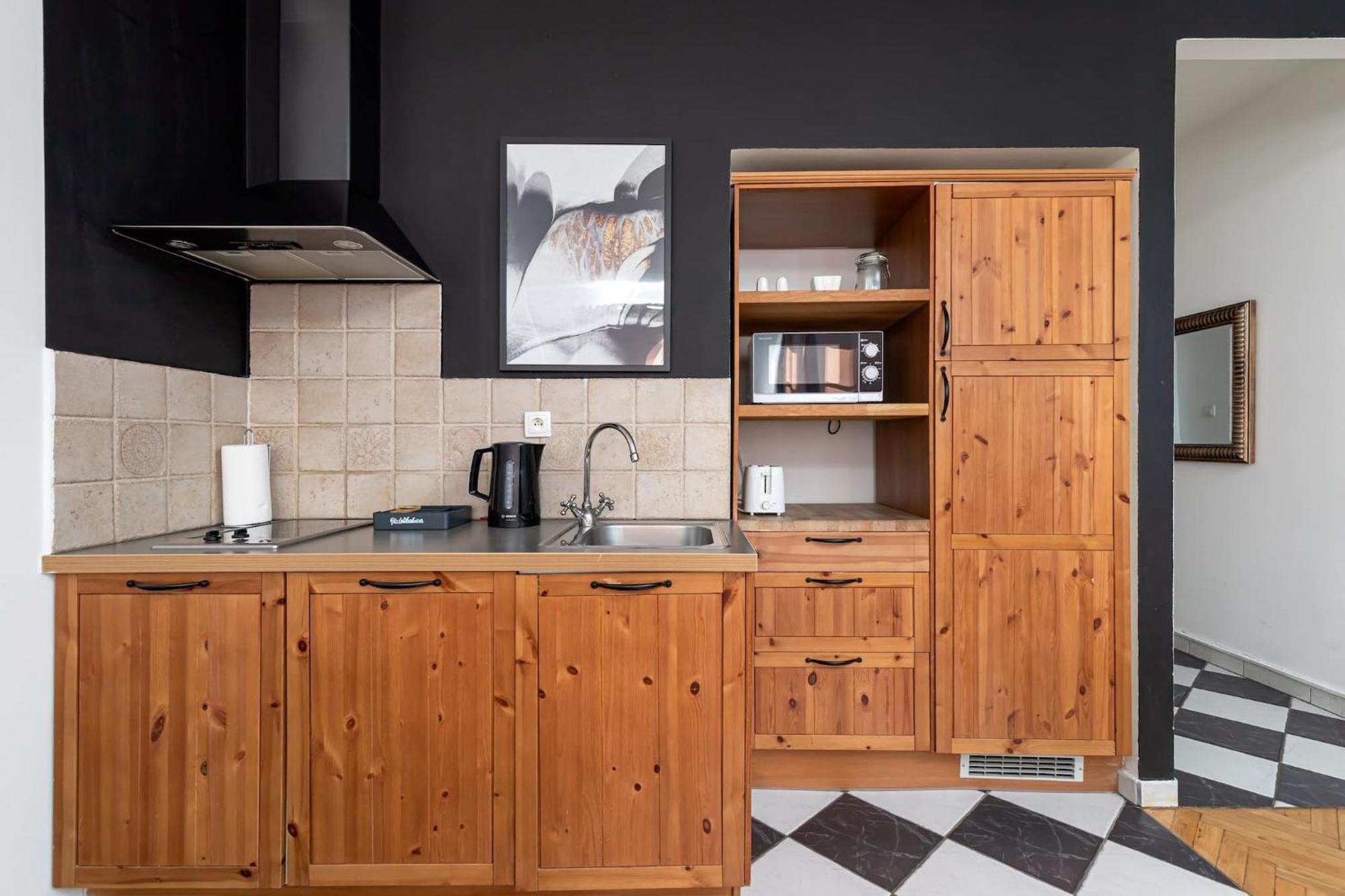 Fashioned Rycerska By Renters