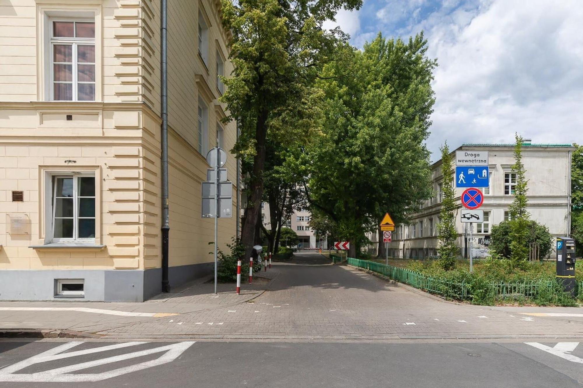 Elektoralna 12a - Colorful With Balcony By Renters * Warsaw