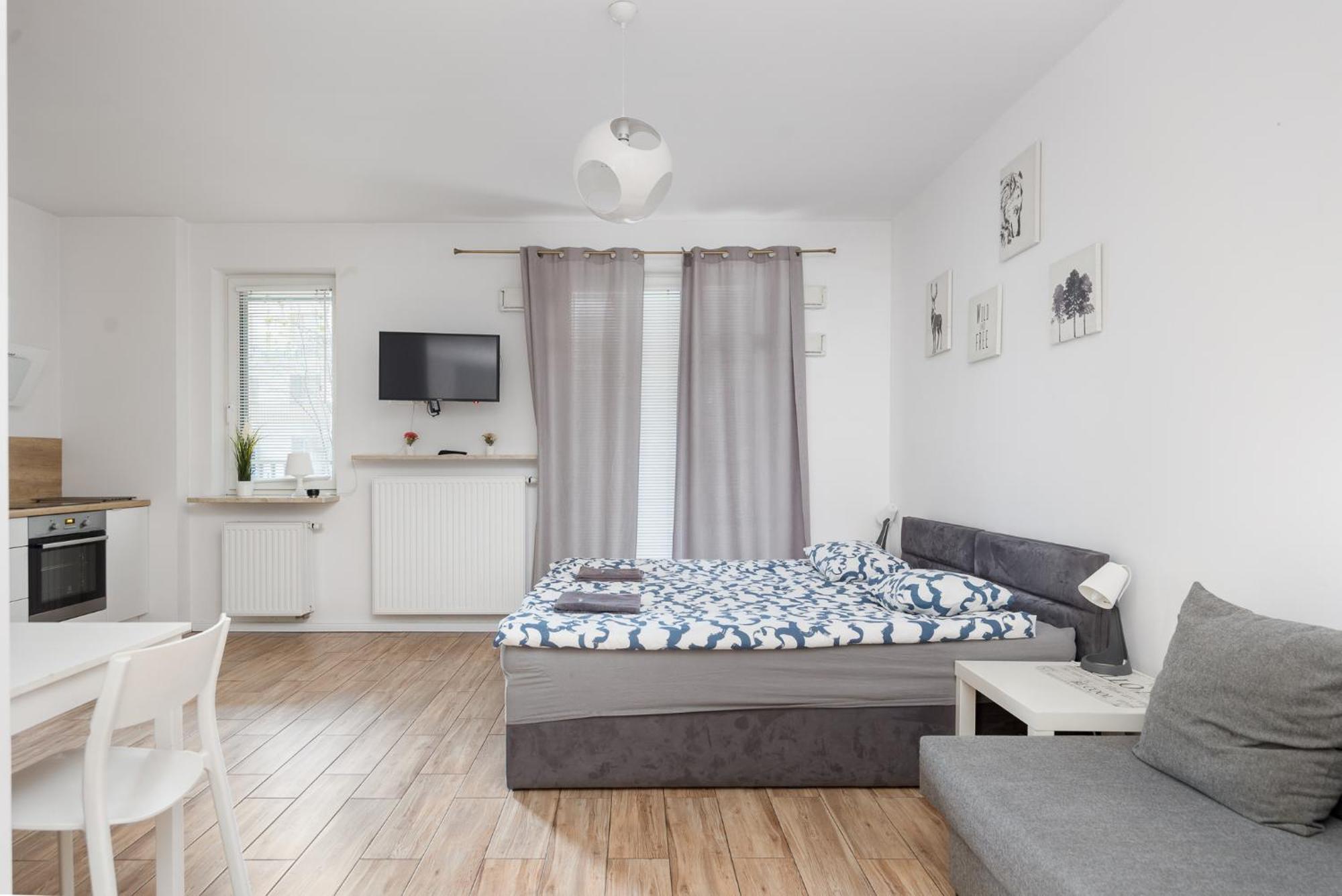- Aparts Ursynow Apartment