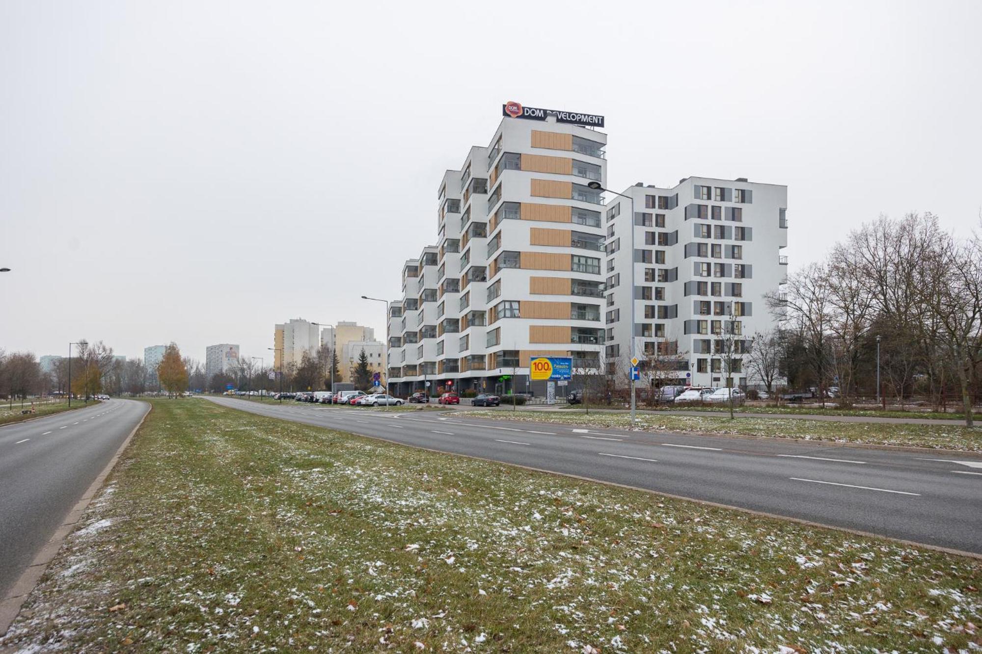- Aparts Ursynow Apartment *