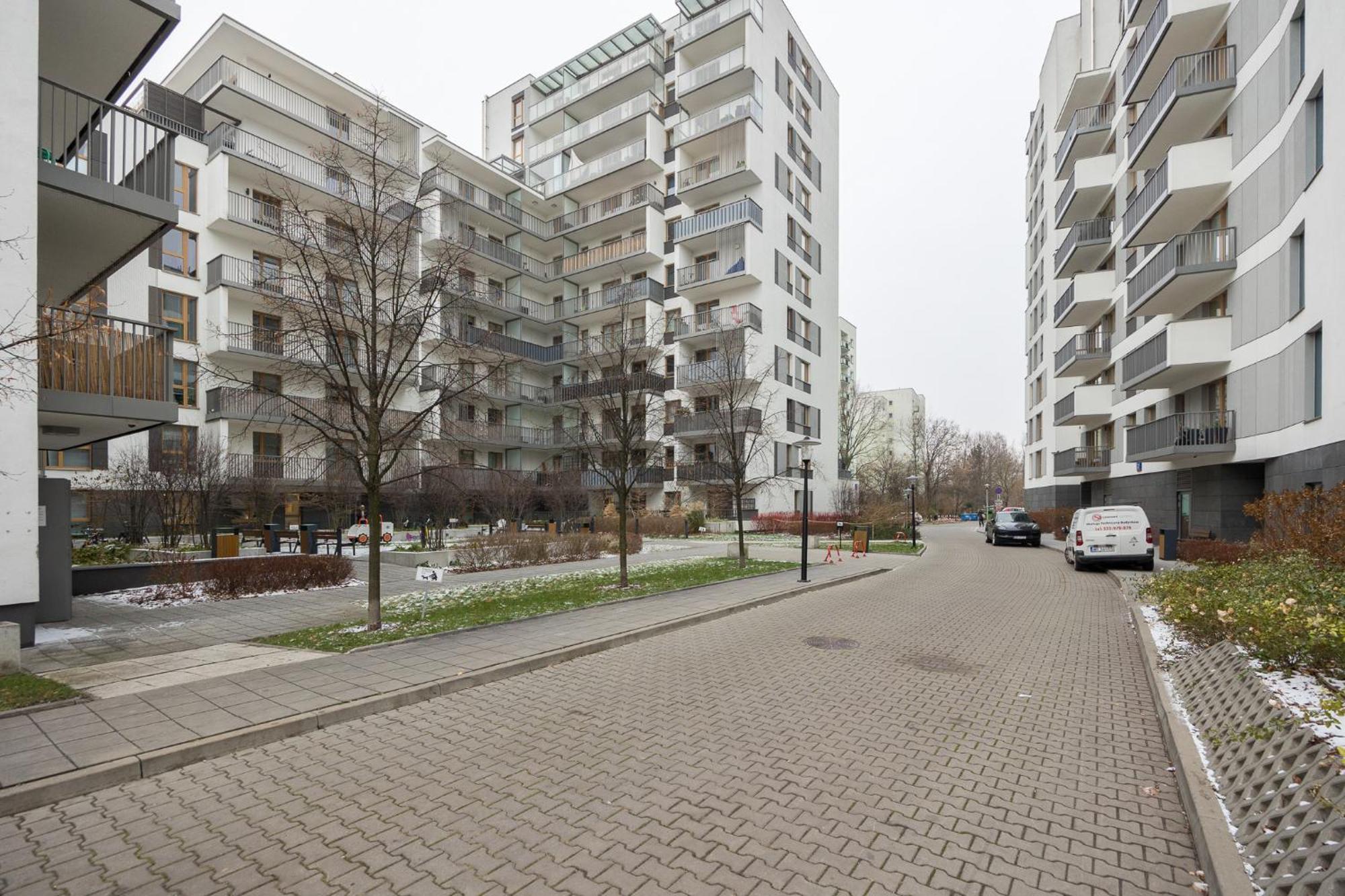 - Aparts Ursynow Warsaw