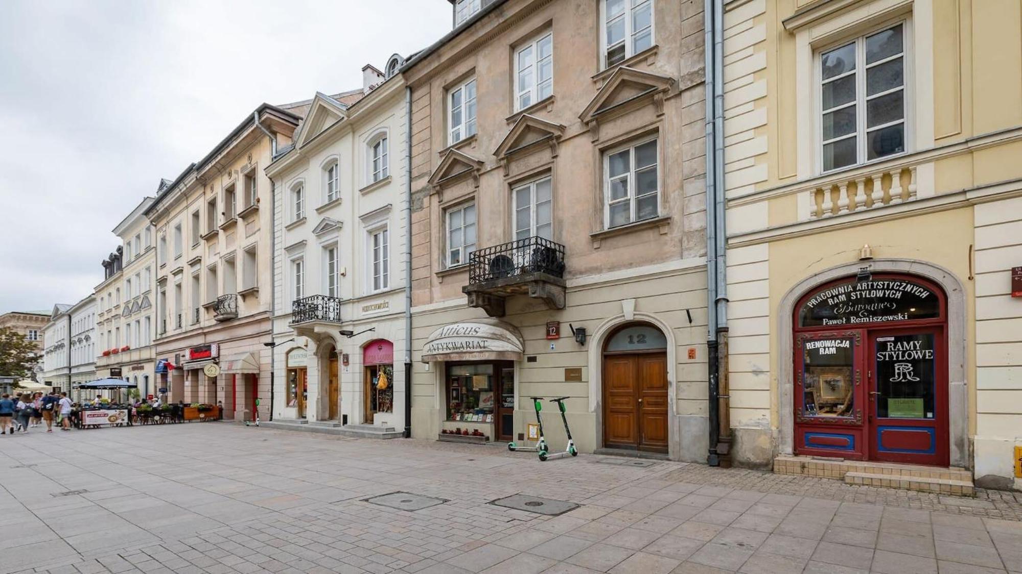 Apartamento Rent Like - Krakowskie Przedmiescie 12 *