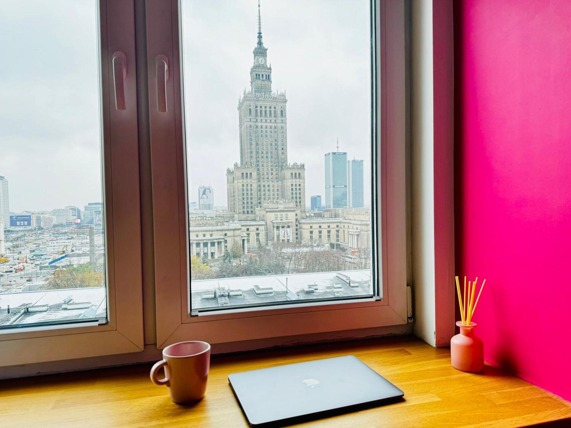 Apartment -- View City Center Pink -- Warsaw