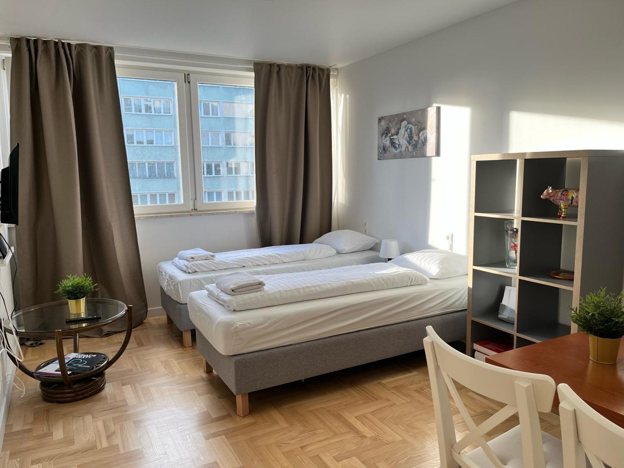 Labo Metro Swietokrzyska Apartment