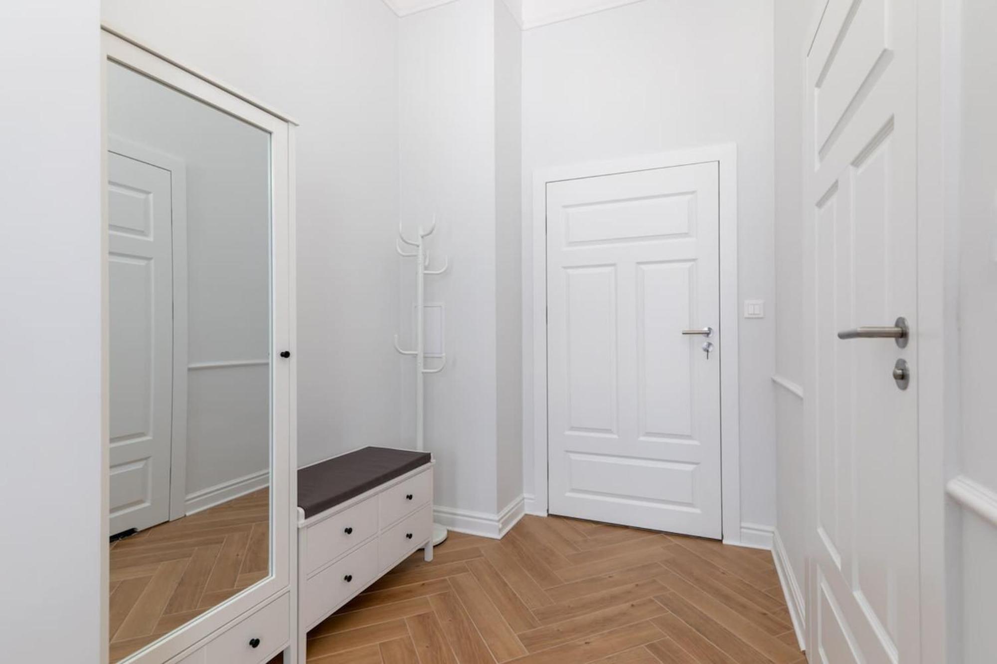 Lwowska 9 - Cozy & Comfortable By Renters