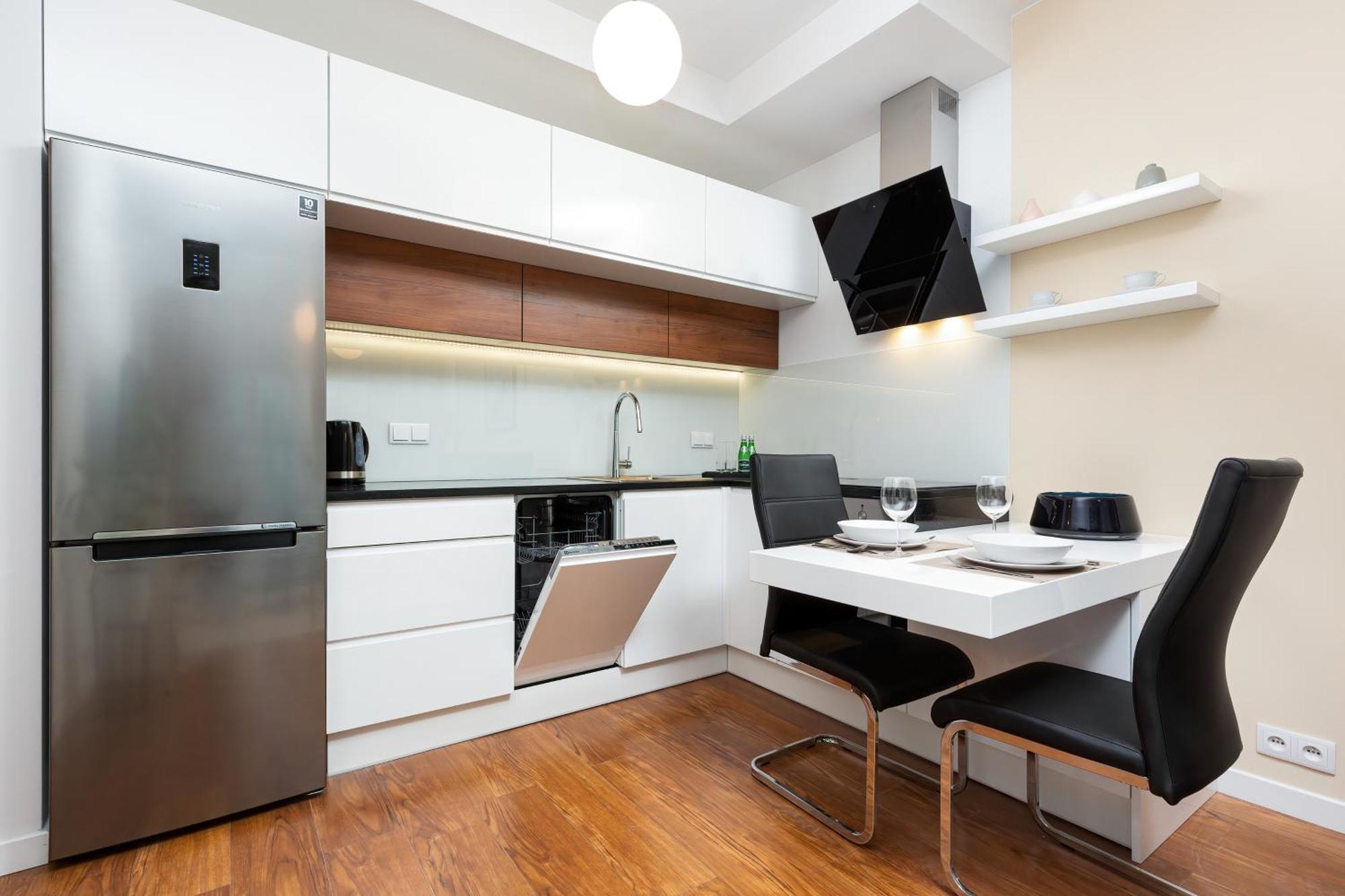 Royal Center Mennica By Renters *