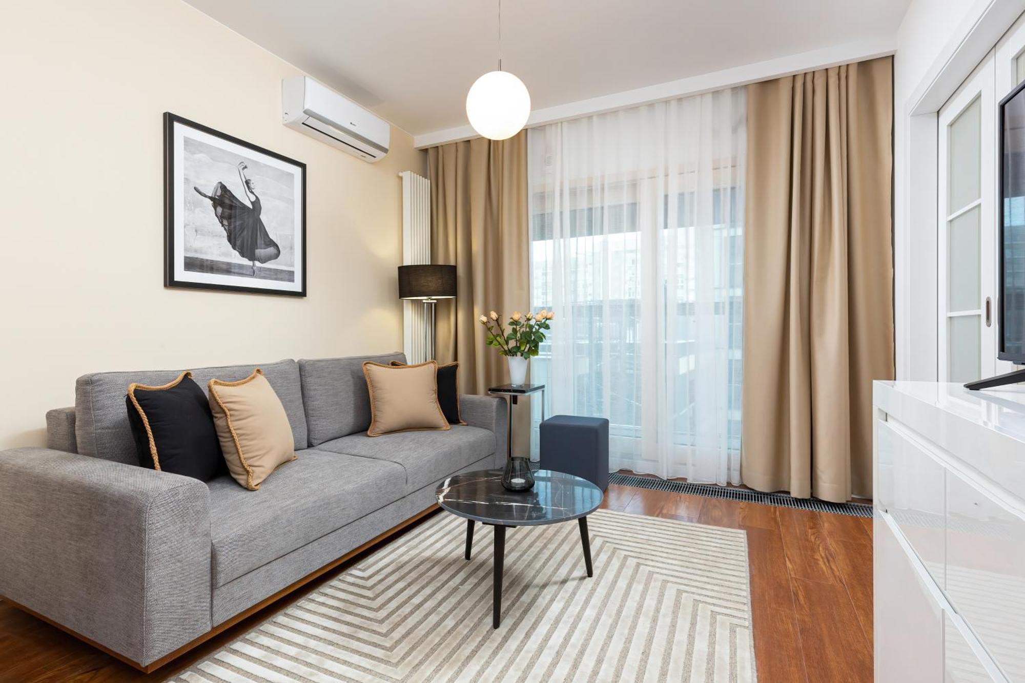 Royal Center Mennica By Renters Apartamento Varsóvia
