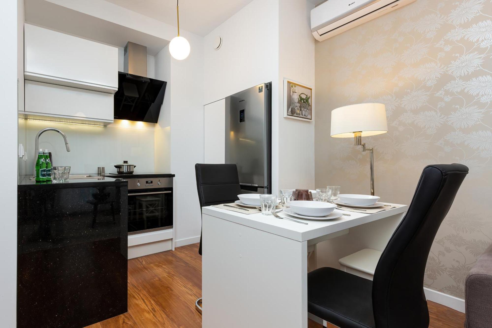 Royal Center Mennica By Renters Apartamento *