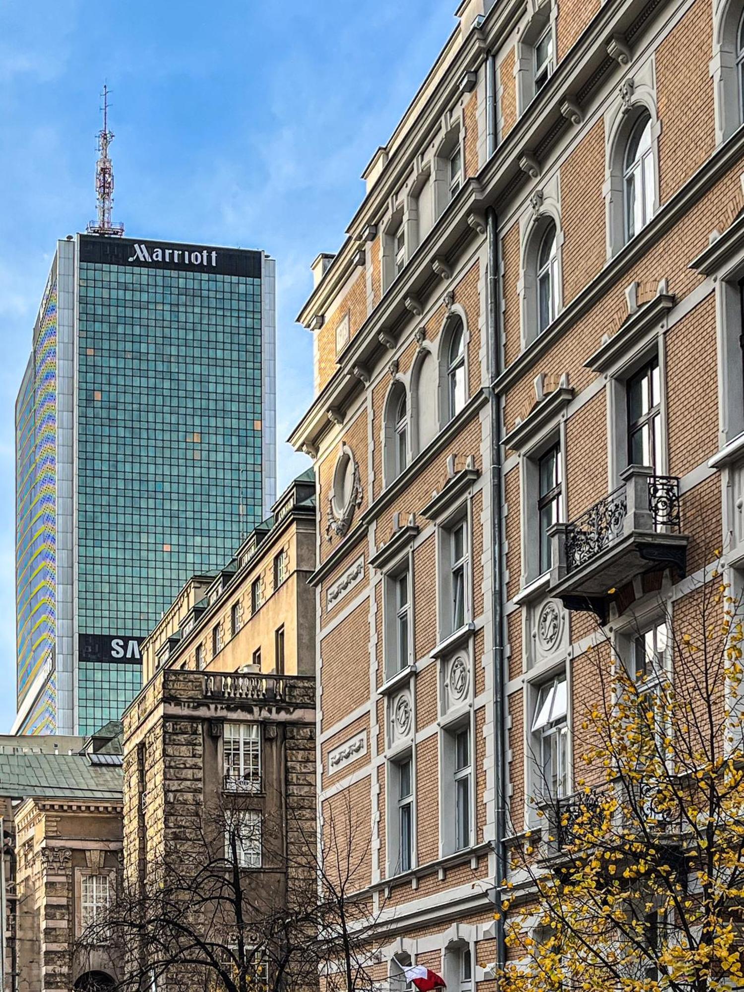 Modern Loft With Balcony Next To Mariott -600mbps Wifi Apartment *