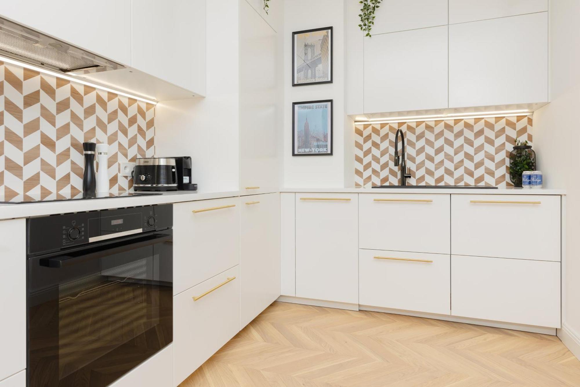 Mennica Lux City Centre By Renters Prestige