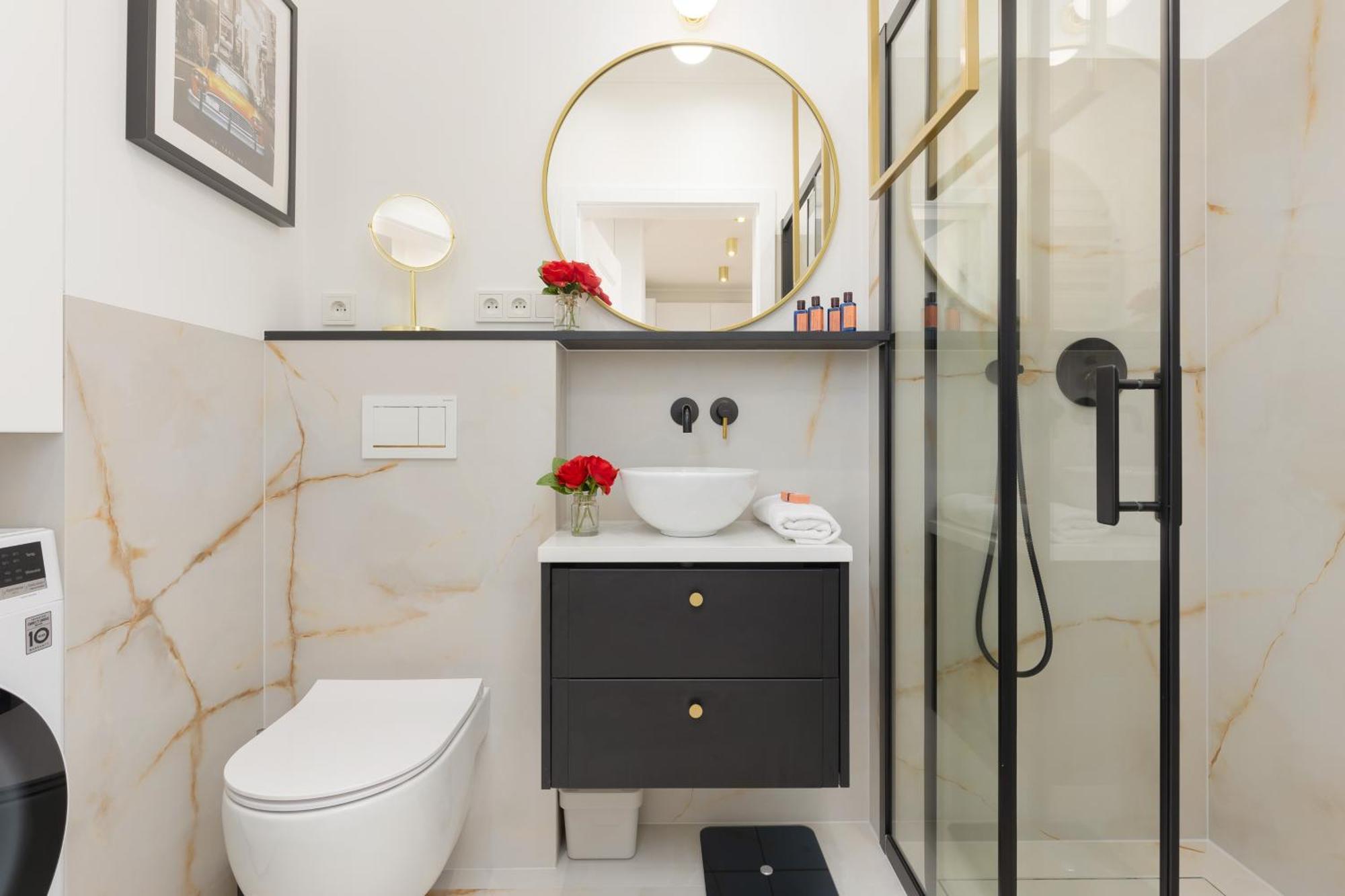 Apartamento Mennica Lux City Centre By Renters Prestige