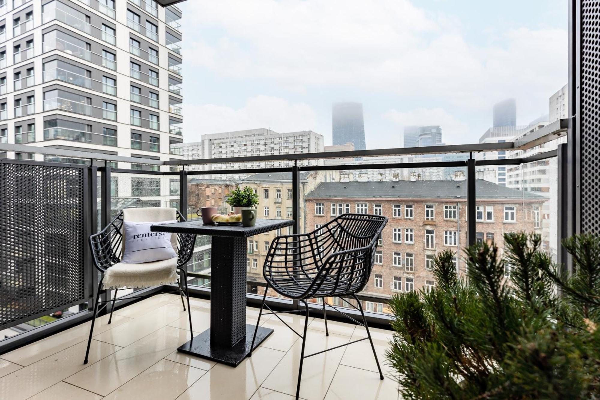 Apartamento Mennica Lux City Centre By Renters Prestige