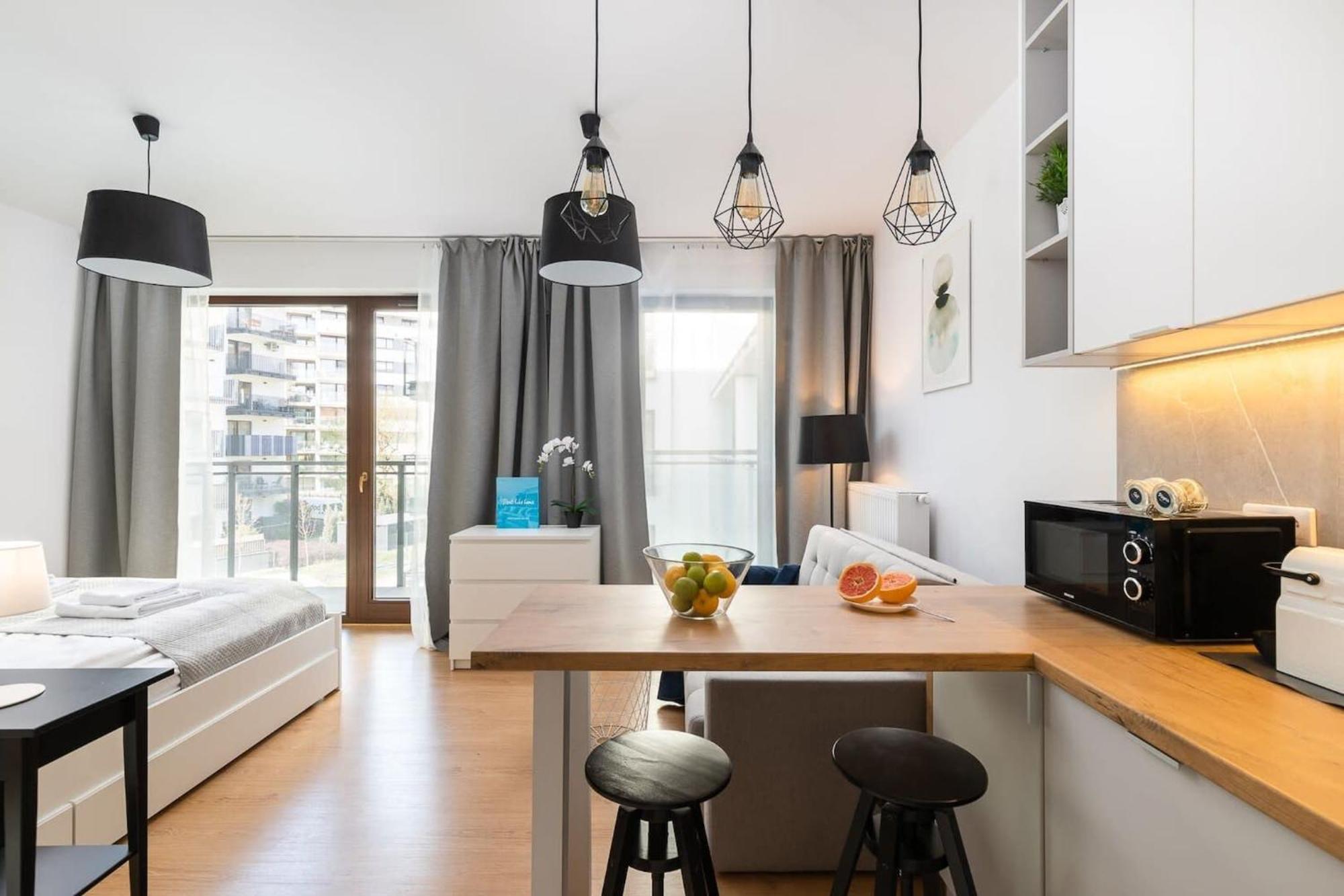 Rent Like - Burakowska 16 * Warschau